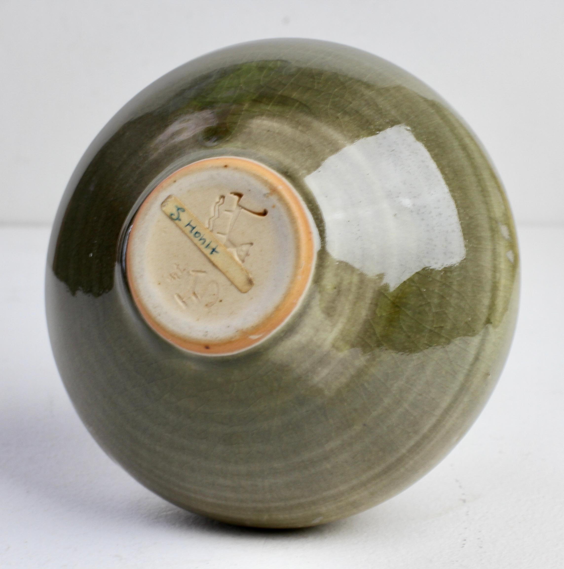 Vaso in Studio Pottery di Görge Hohlt, circa anni '70, realizzato a mano e smaltato. in vendita 1