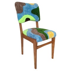 Chaise touffetée à la main, bois clair Rajmund Halas, Pologne, années 1960