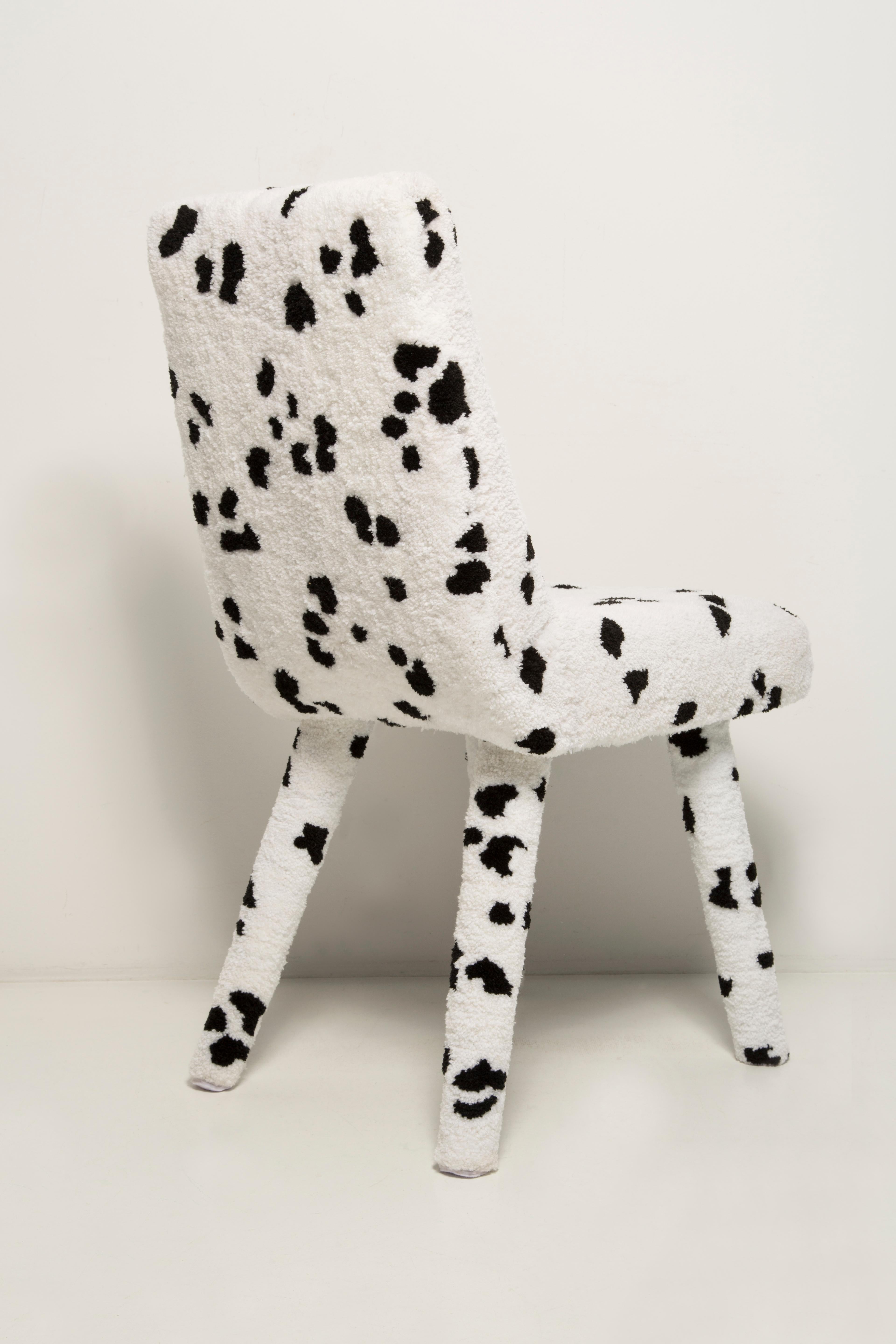Mid Century Hand Tufting Cruella Dalmatiner Wolle, Rajmund Halas Stuhl, 1960er Jahre im Angebot 2