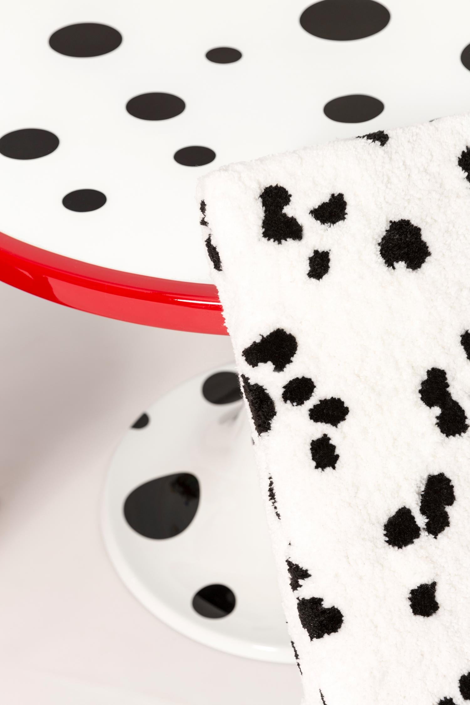 Mid Century Hand Tufting Cruella Dalmatiner Wolle, Rajmund Halas Stuhl, 1960er Jahre (Moderne der Mitte des Jahrhunderts) im Angebot