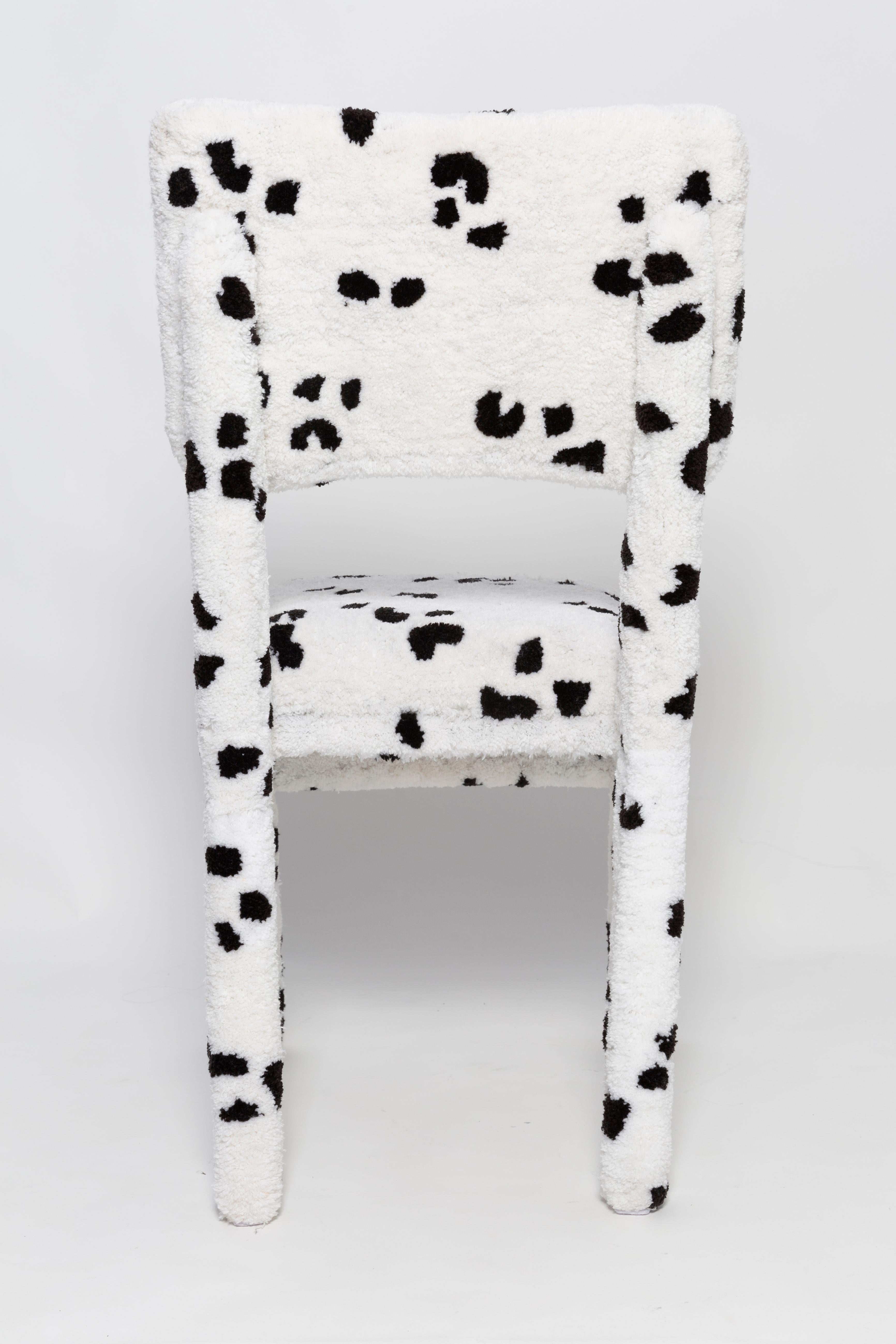 Velours Chaise Dalmatienne tuftée à la main, Rajmund Halas, Pologne, années 1960 en vente