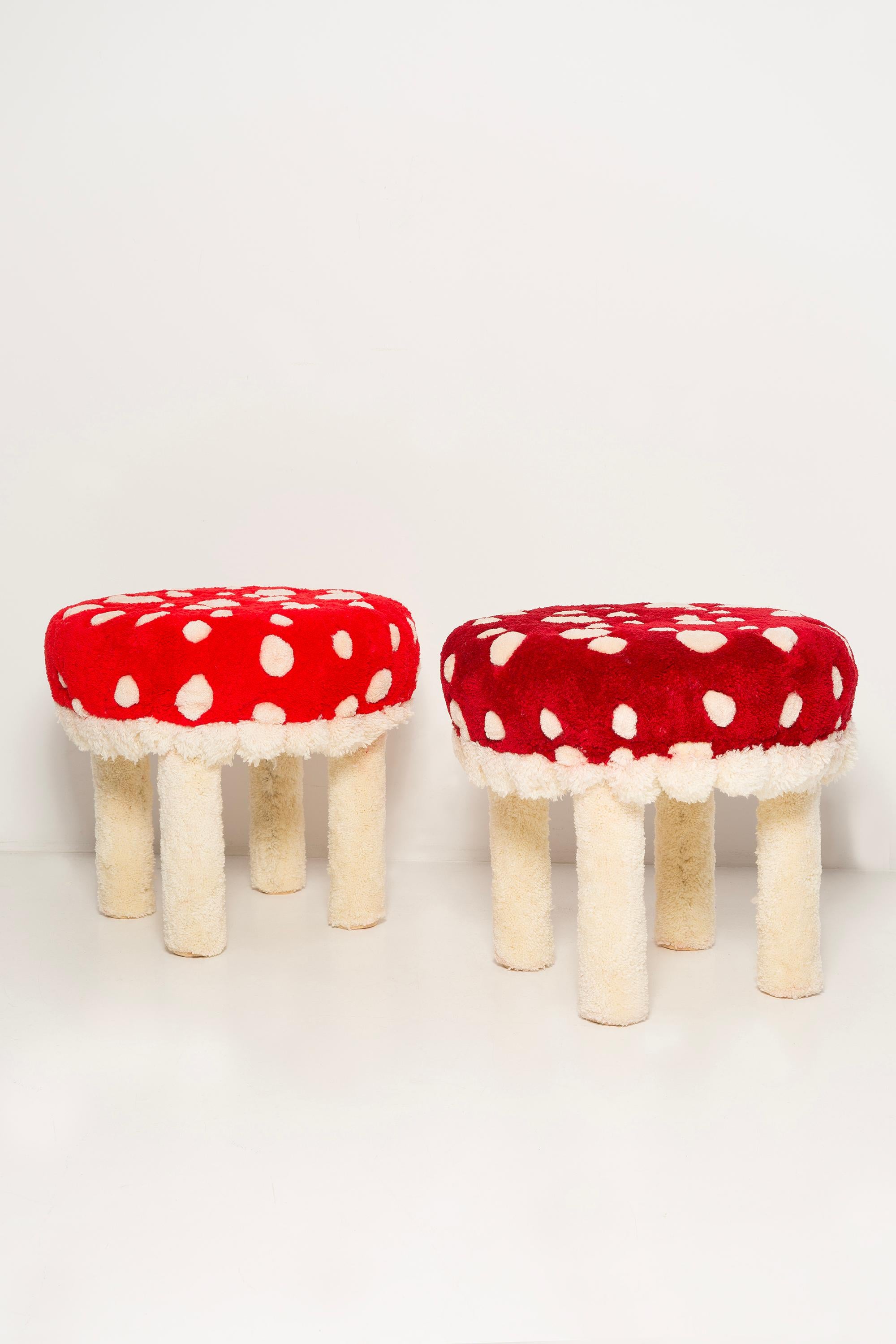 Mid Century Hand Tufting Mushroom Wool Stool, Europe, 1960s For Sale 3
