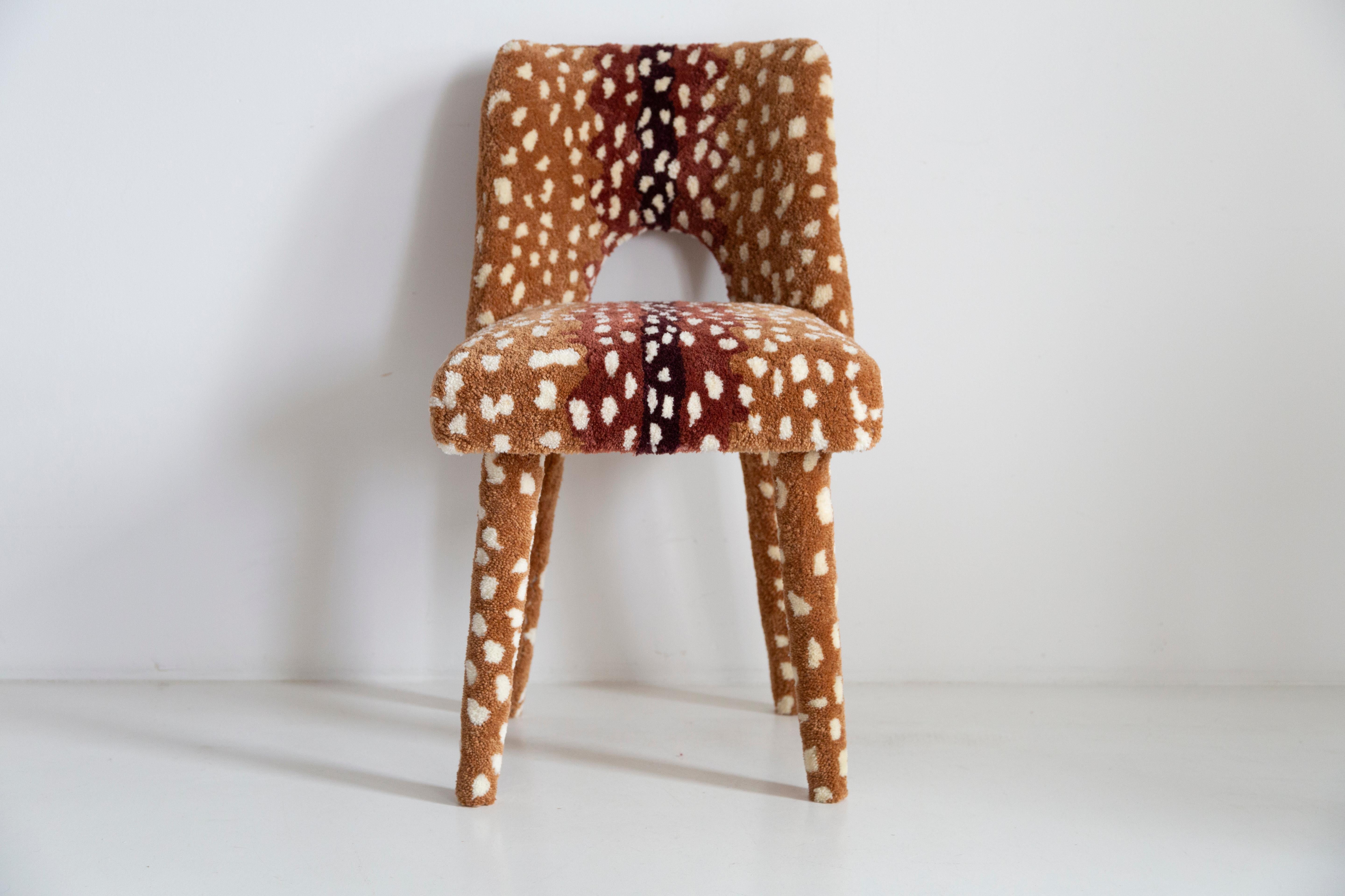 Mid-Century Modern Chaise Bambi en laine de cerf touffetée à la main, Europe, années 1960 en vente