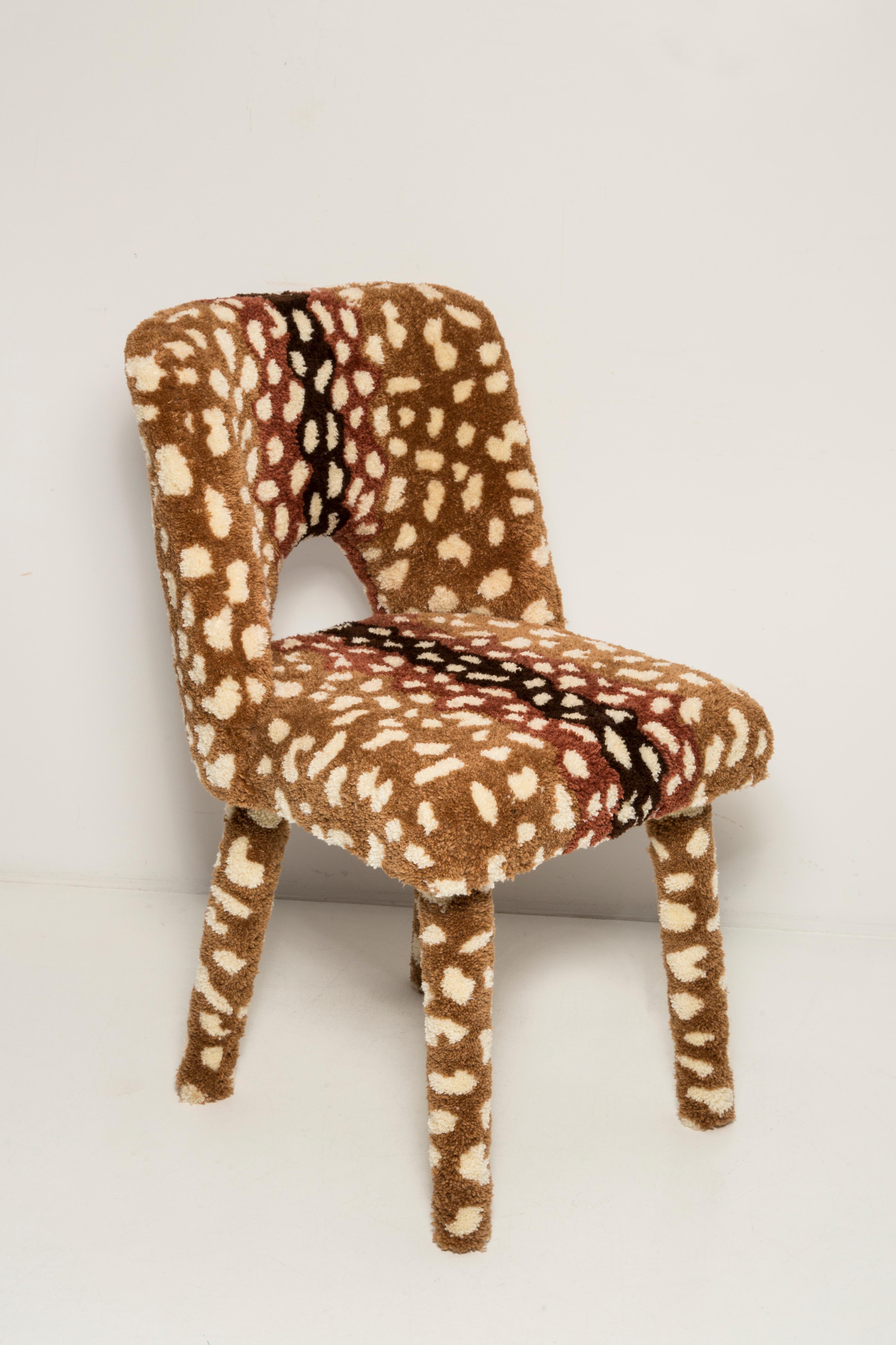 Mid-Century Modern Chaise Bambi en laine de cerf touffetée à la main, Europe, années 1960 en vente