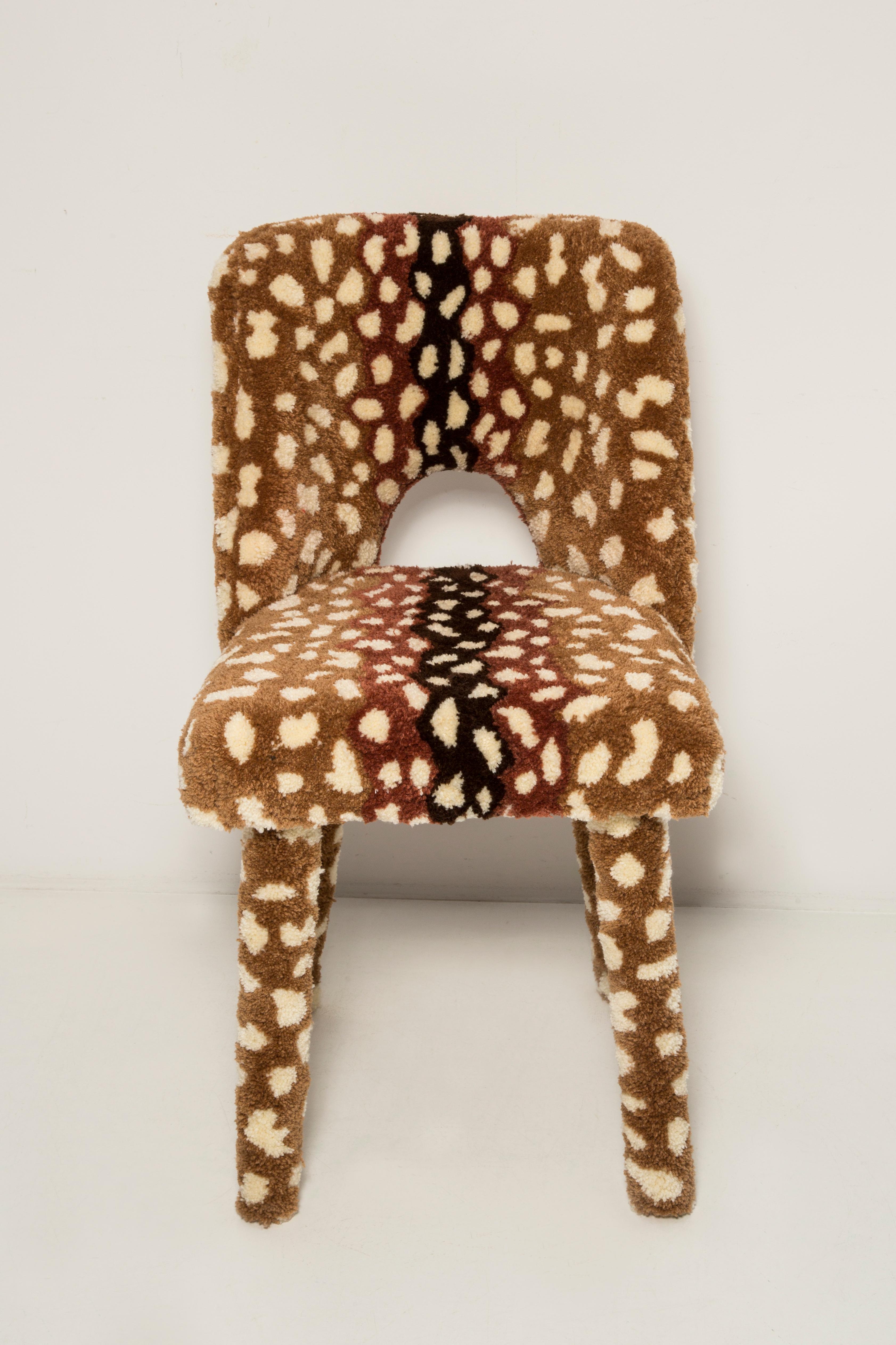 Polonais Chaise Bambi en laine de cerf touffetée à la main, Europe, années 1960 en vente