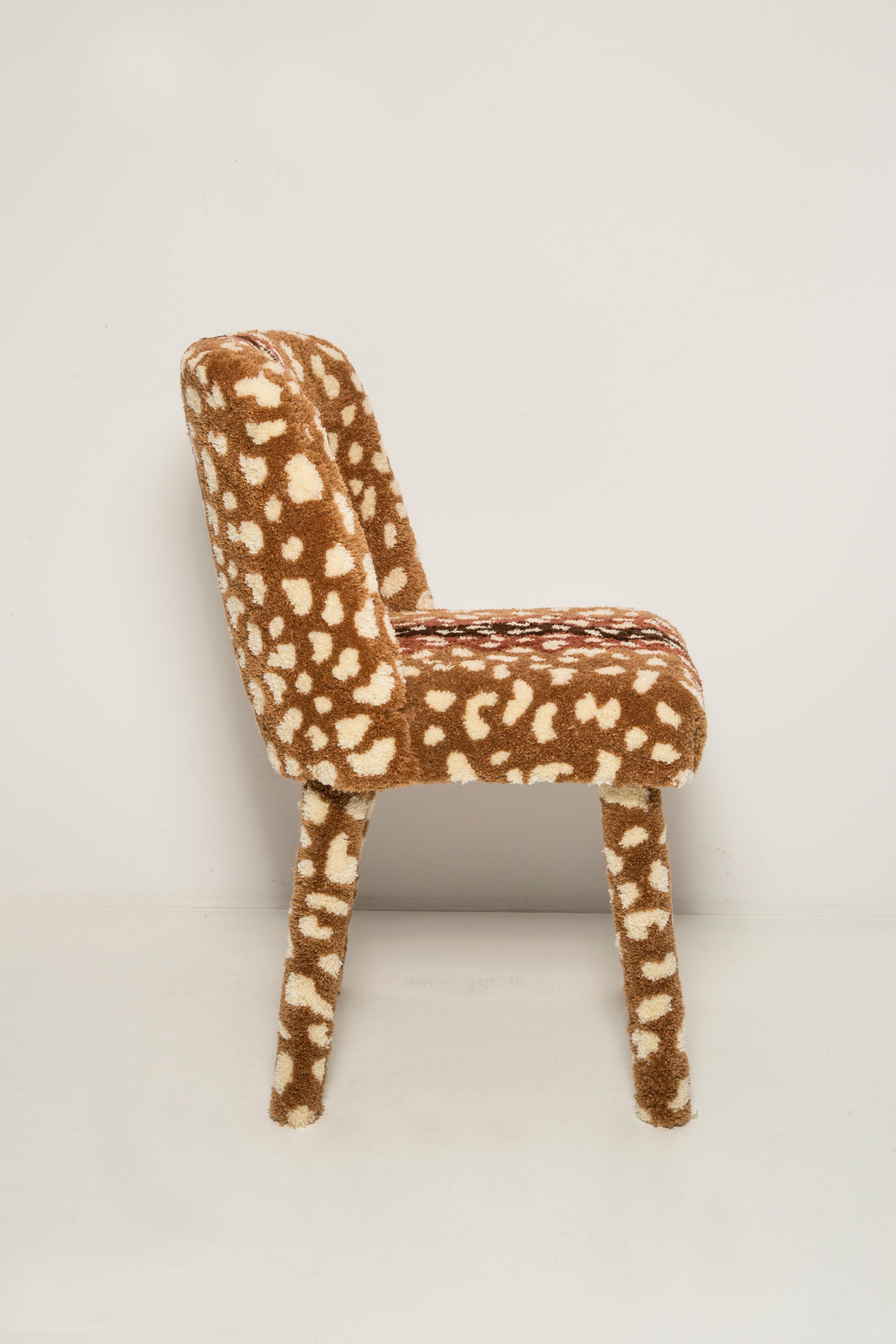 Fait main Chaise Bambi en laine de cerf touffetée à la main, Europe, années 1960 en vente