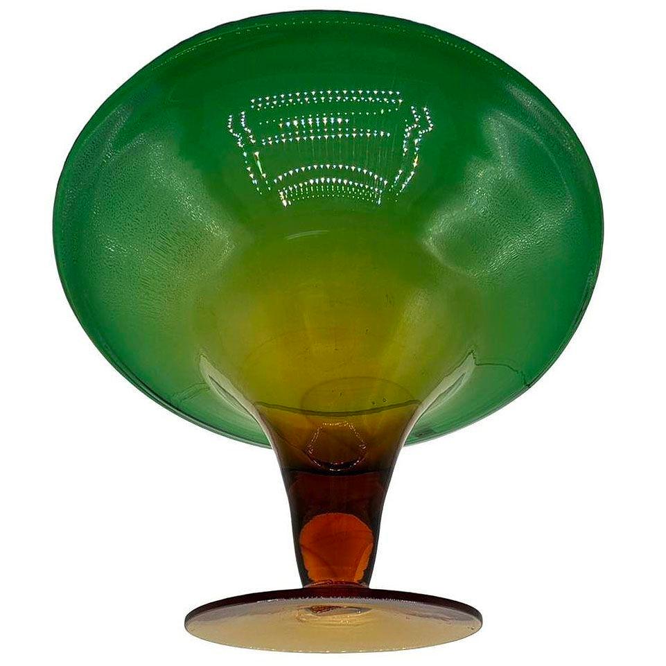 Américain Bol de centre de table en verre d'art soufflé à la main, vert et ambre, de Blenko