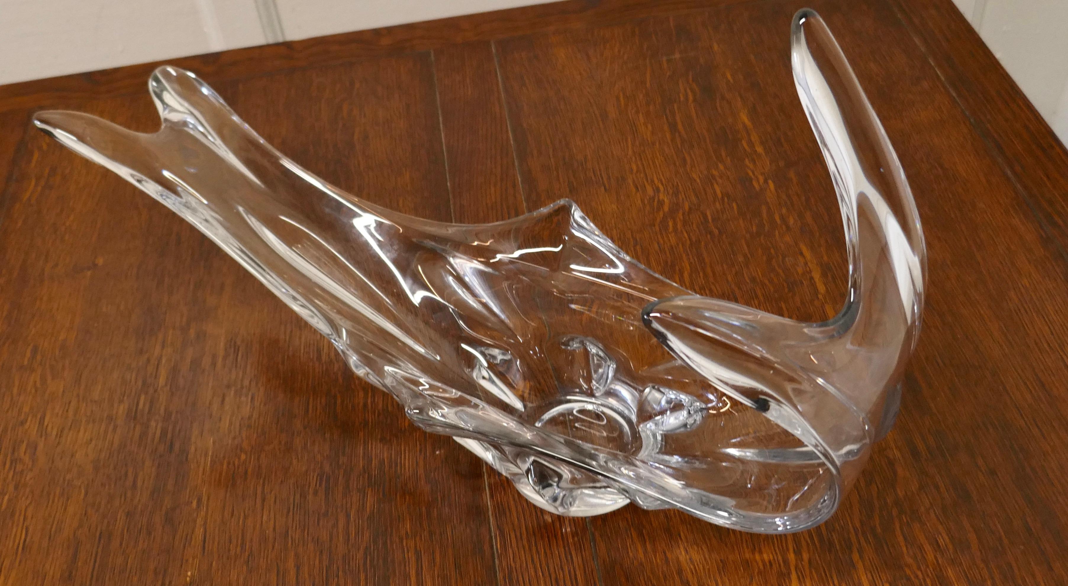 Plat en cristal soufflé du milieu du siècle par Bayer Crystal Bon état - En vente à Godshill, Isle of Wight