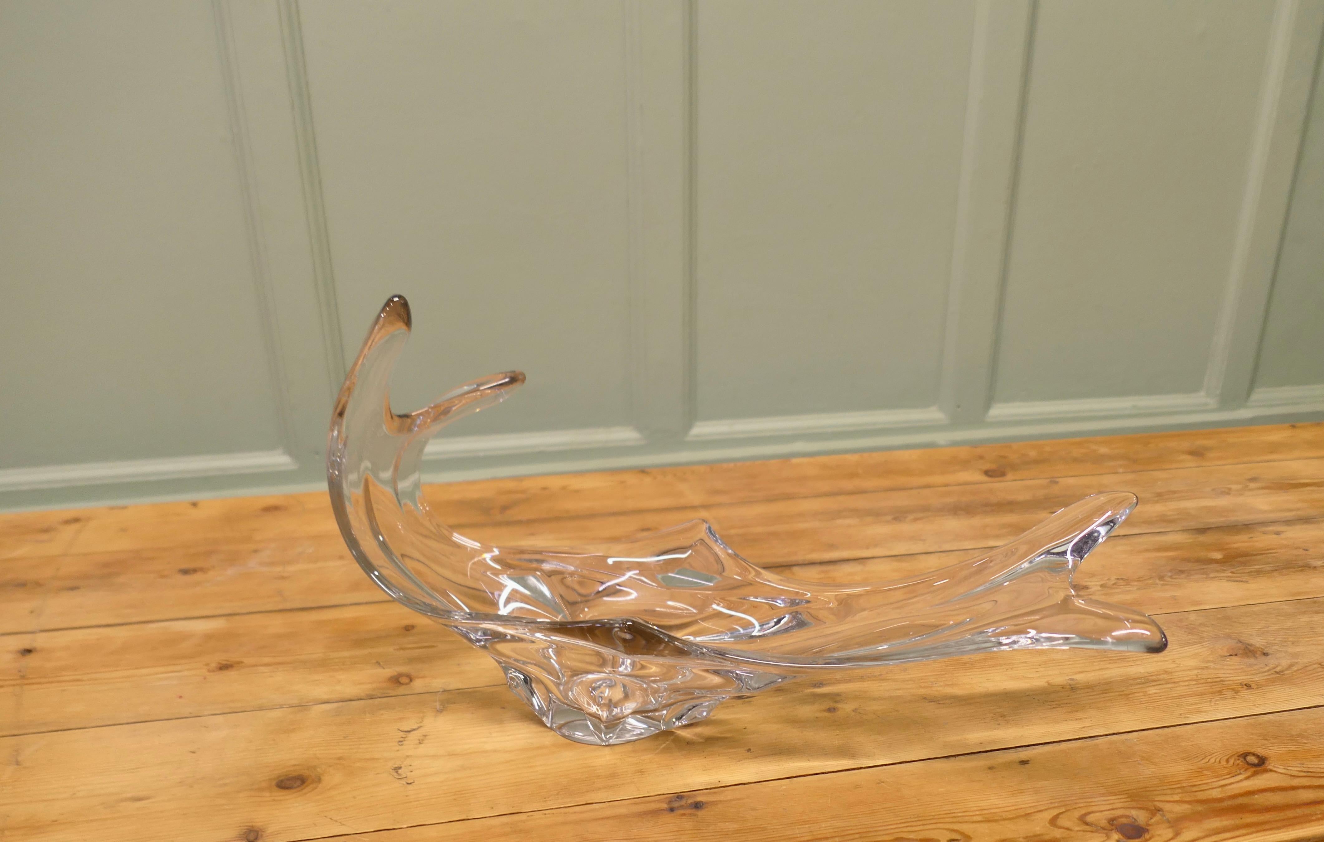 Piatto di cristallo soffiato a mano del metà del secolo scorso di Bayer Crystal In condizioni buone in vendita a Godshill, Isle of Wight