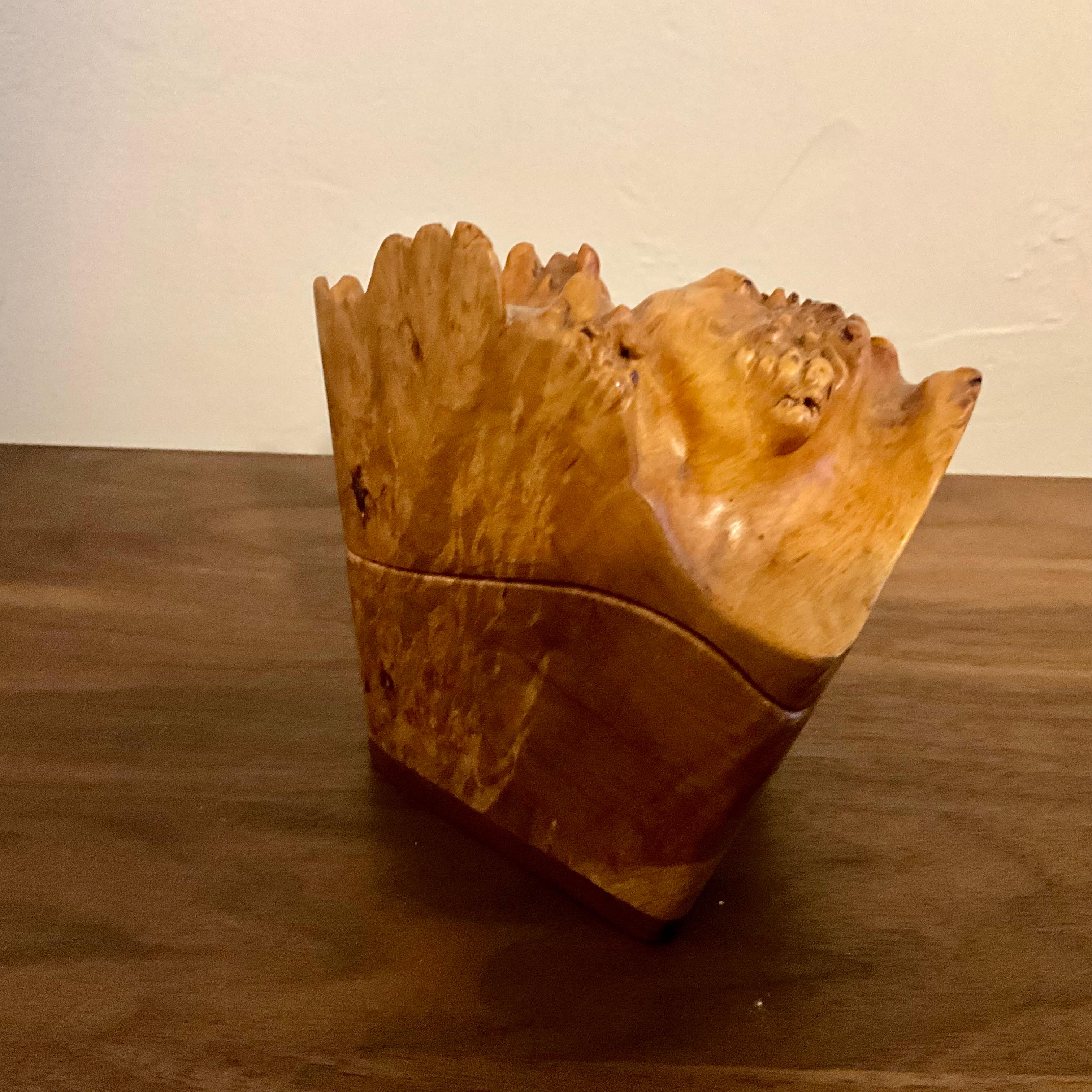 Hand-Crafted Mid-Century Handcrafted Lidded Live Edge Burl Wood Box – Artist Signed