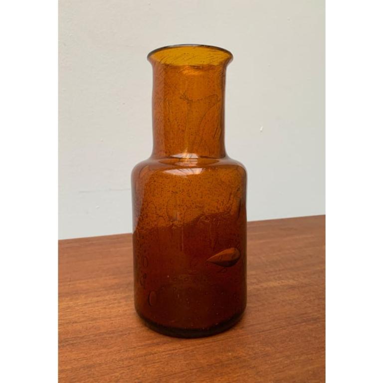 Vaso di vetro fatto a mano di metà secolo, 20° secolo In condizioni ottime in vendita a Hamburg, DE