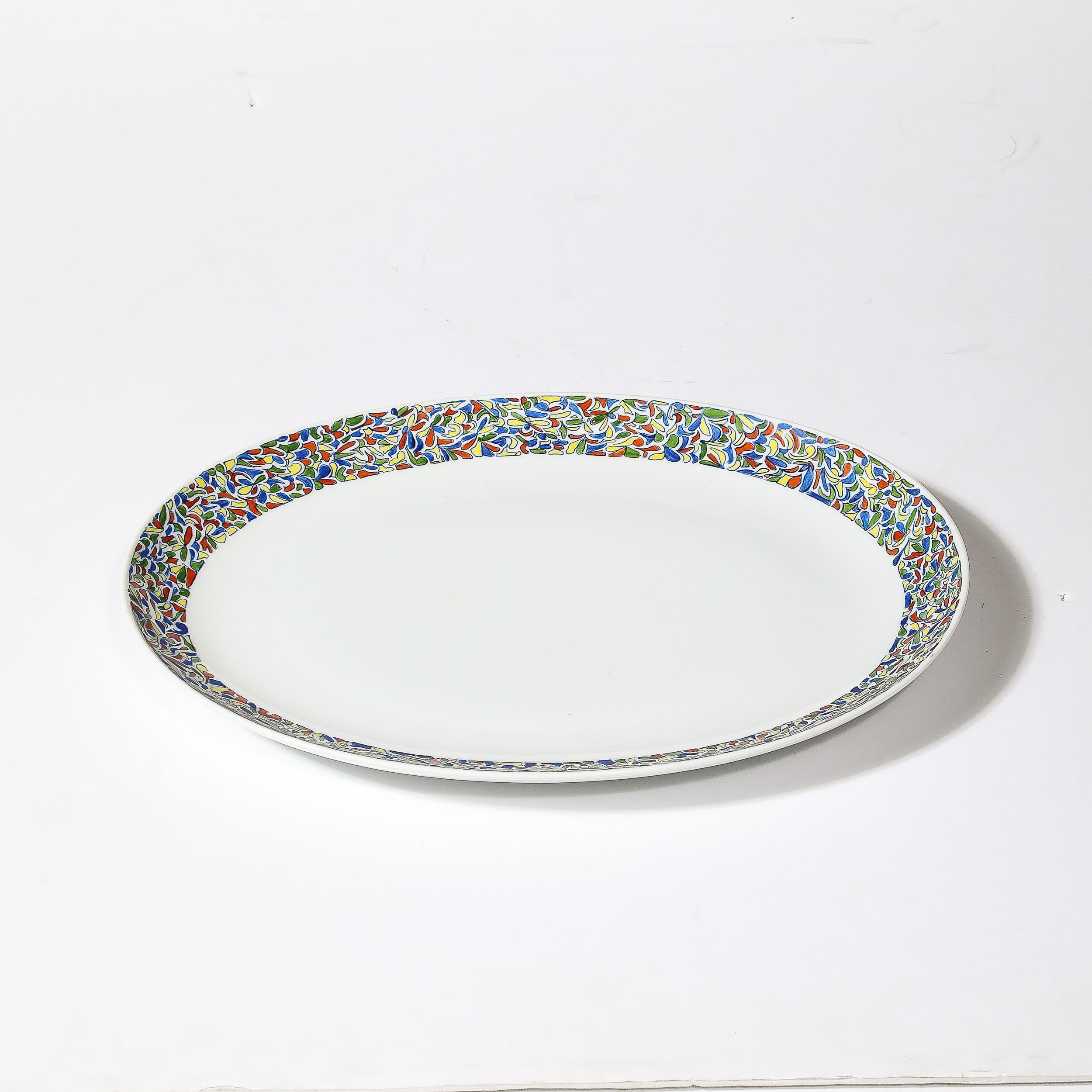 Plat en porcelaine peint à la main au milieu du siècle, provenant de la propriété de Palm Beach, Pauline Trigère en vente 6