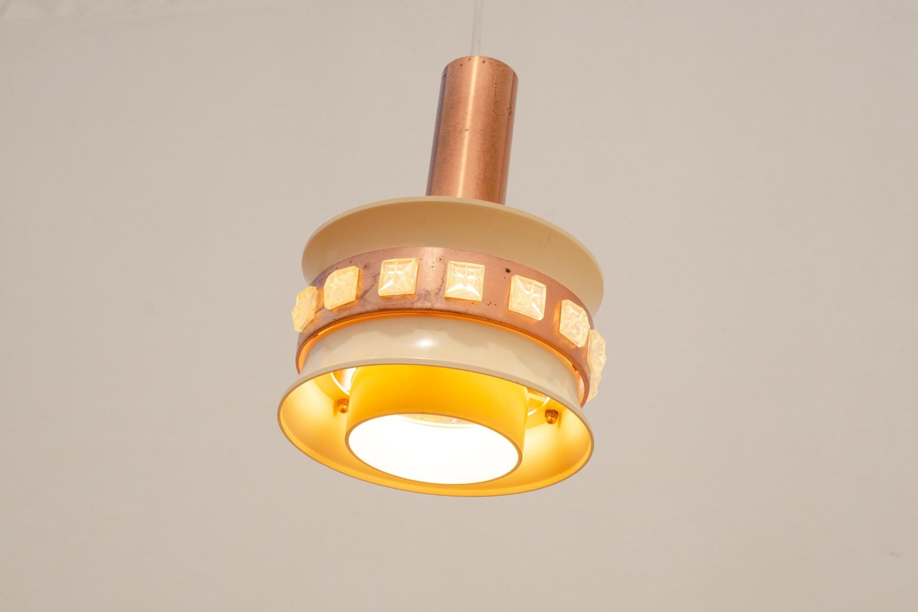 Lampe suspendue du milieu du siècle, Tchécoslovaquie, années 1970 en vente 4