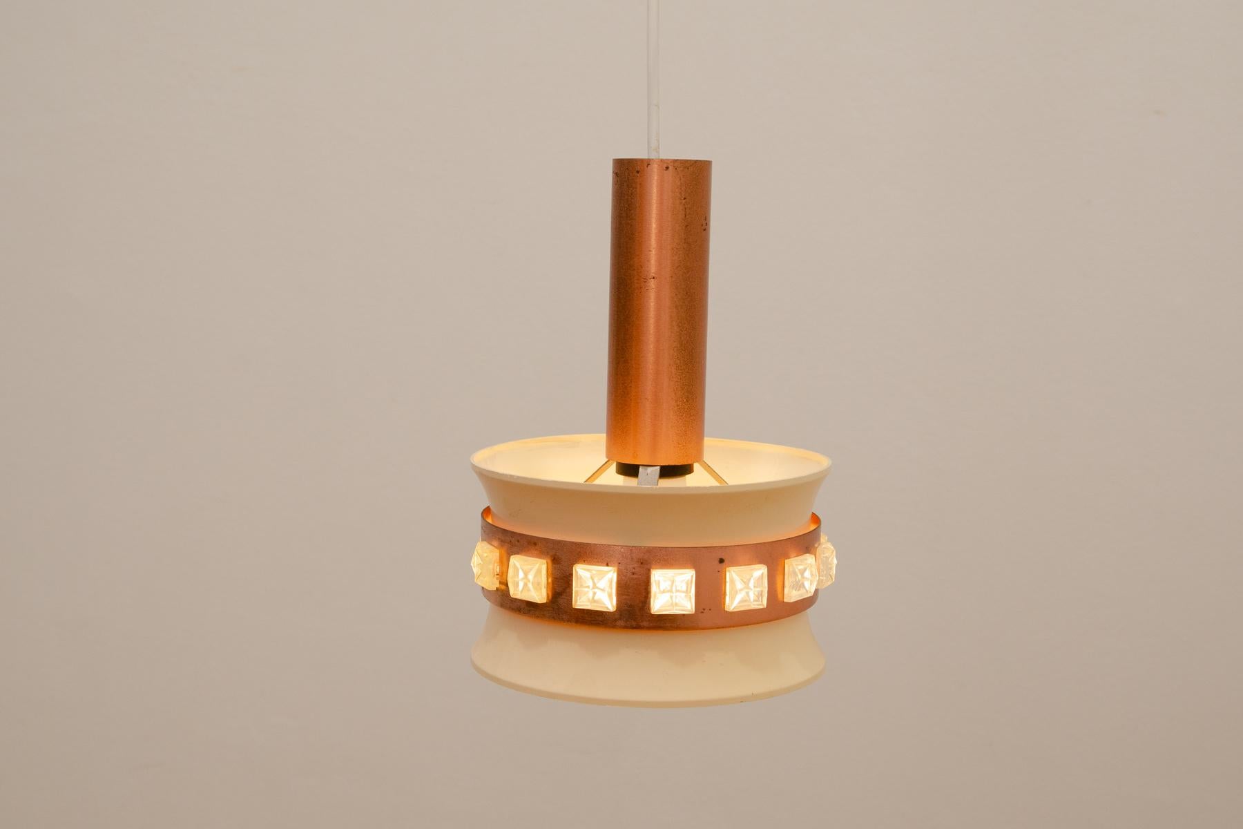 20ième siècle Lampe suspendue du milieu du siècle, Tchécoslovaquie, années 1970 en vente