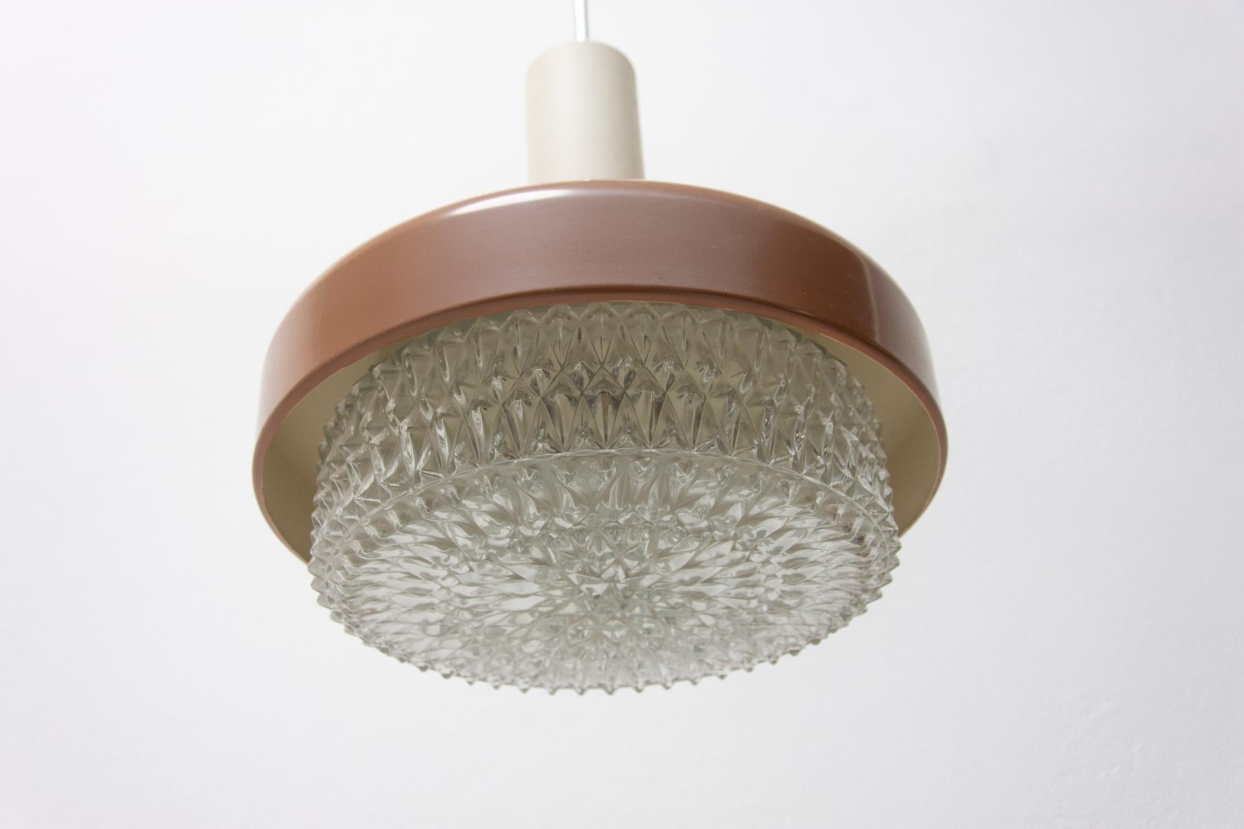 Lampada a sospensione di metà secolo, Cecoslovacchia, 1970 in vendita 3