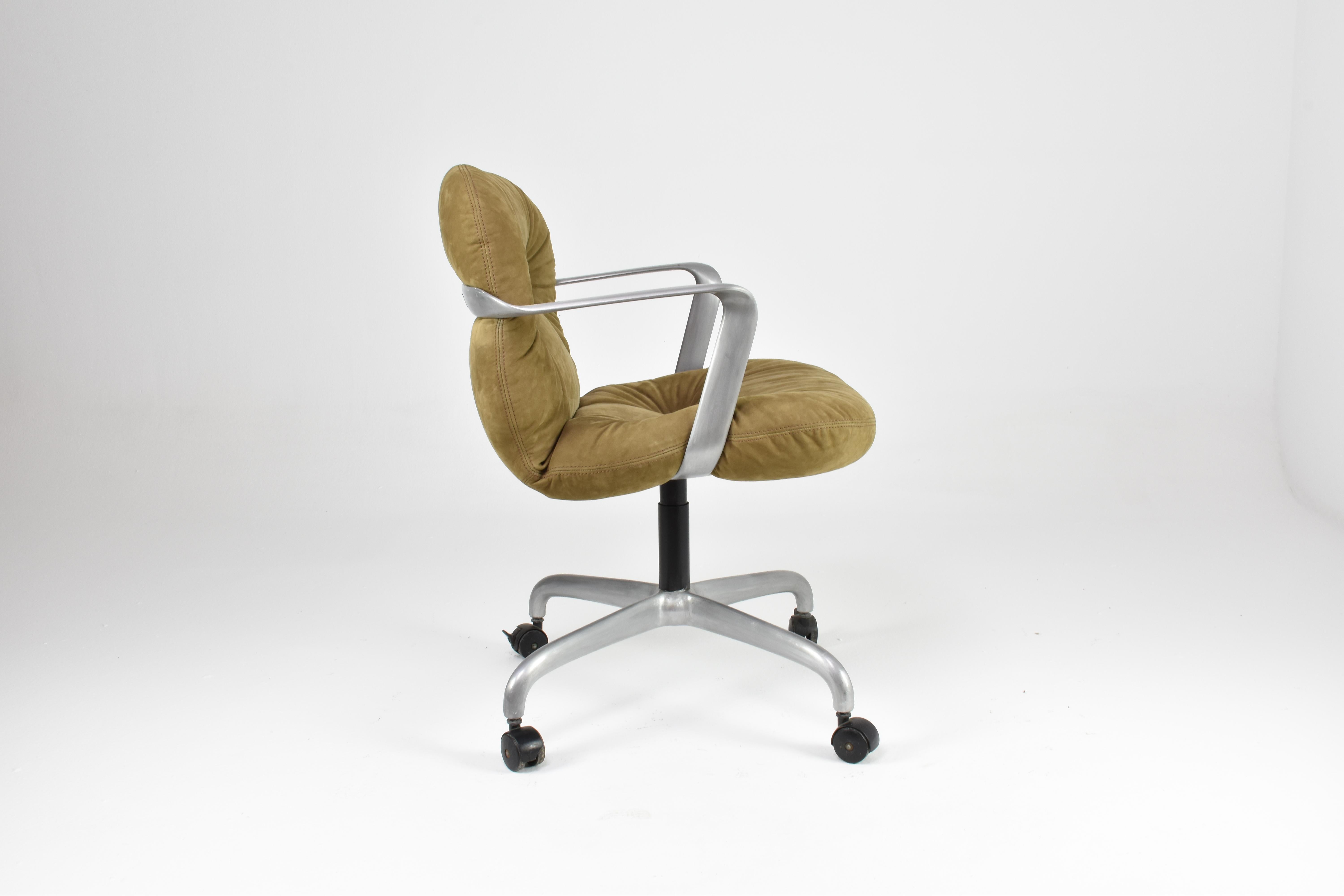 Mid-Century moderno Sedia da ufficio in velluto di metà secolo Hannah Morrison per Knoll, anni '50 in vendita