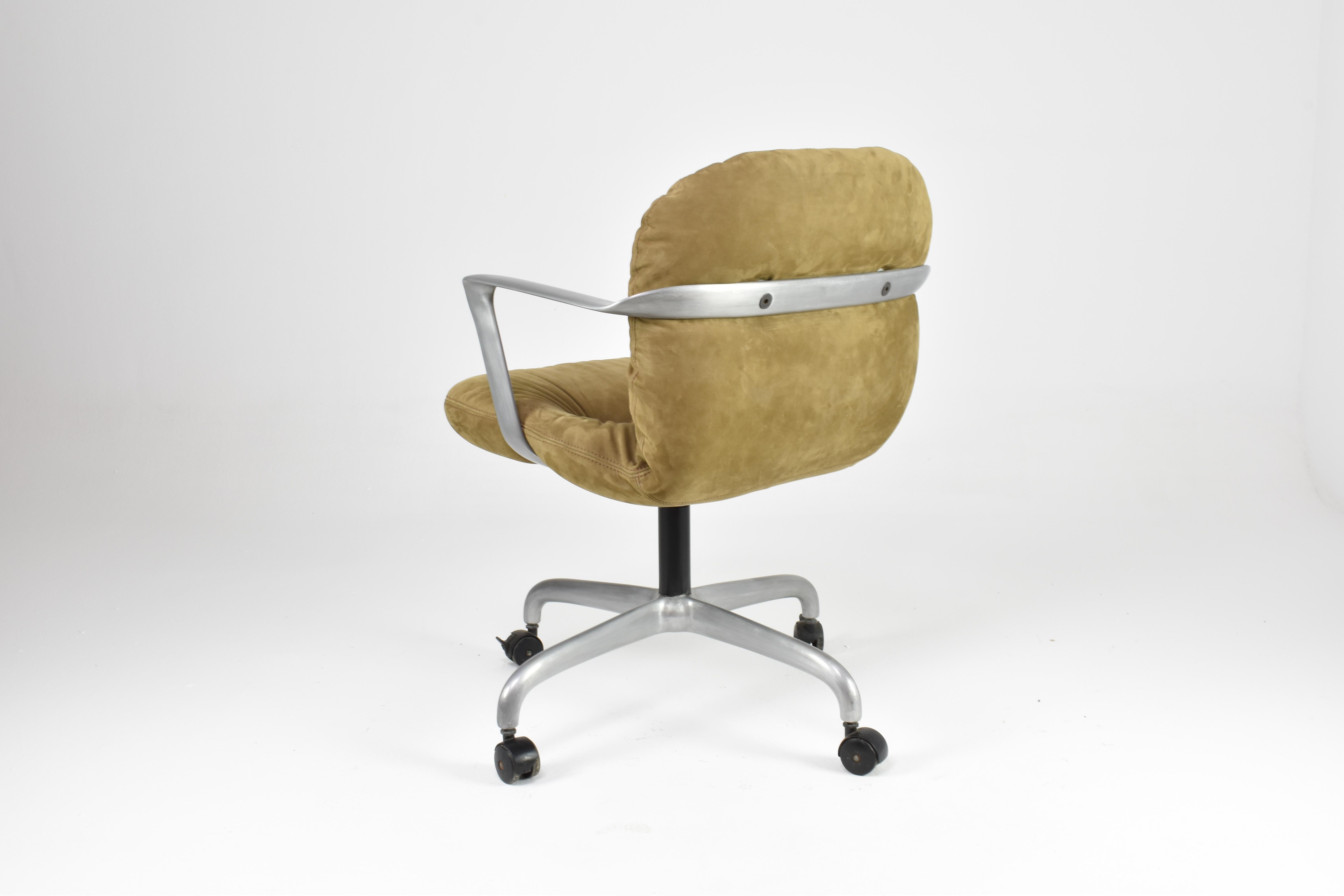 Sedia da ufficio in velluto di metà secolo Hannah Morrison per Knoll, anni '50 in vendita 2