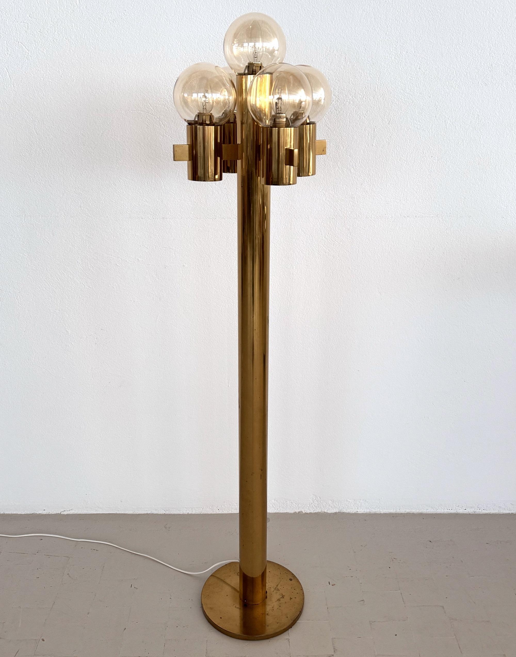 Mid-Century Hans-Agne Jakobsson Brass Floor Lamp with 5 Glasses For Sale 5