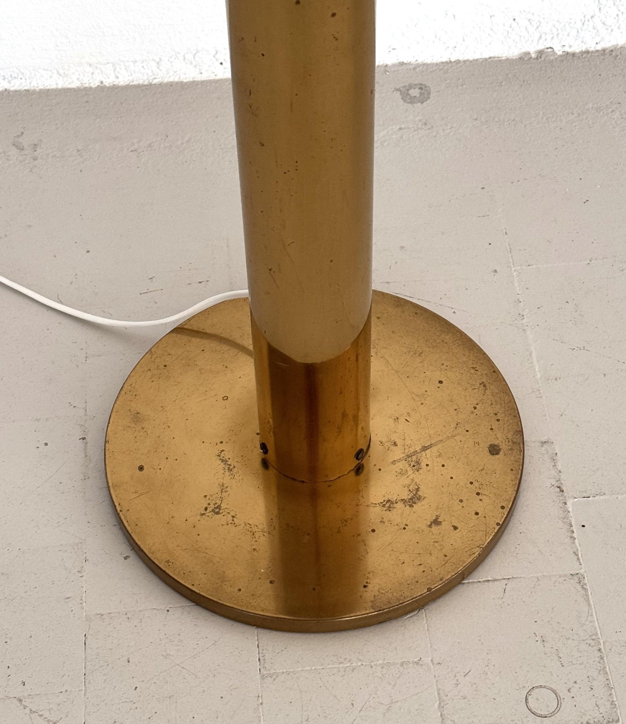 Mid-Century Hans-Agne Jakobsson Brass Floor Lamp with 5 Glasses For Sale 2