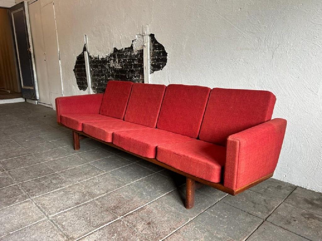 Danish Mid century Hans Wegner Sofa GE-236/4 GETAMA Solid Oak Frame For Sale