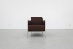 Chaise longue Harvink du milieu du siècle avec côtés en métal nervuré et tissu texturé Brown