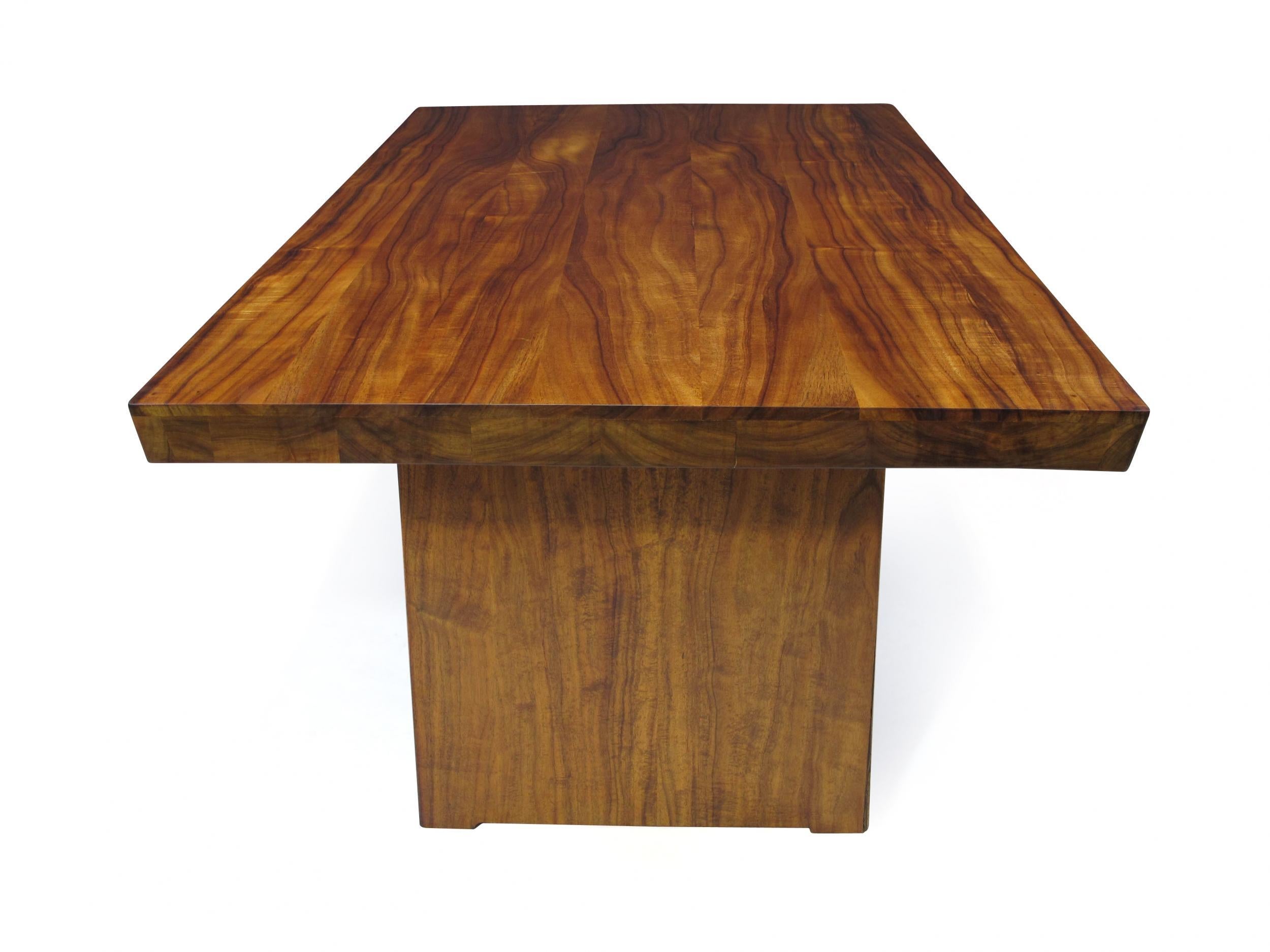 Mid-century Hawaii Koa Dining Table In Excellent Condition In Oakland, CA