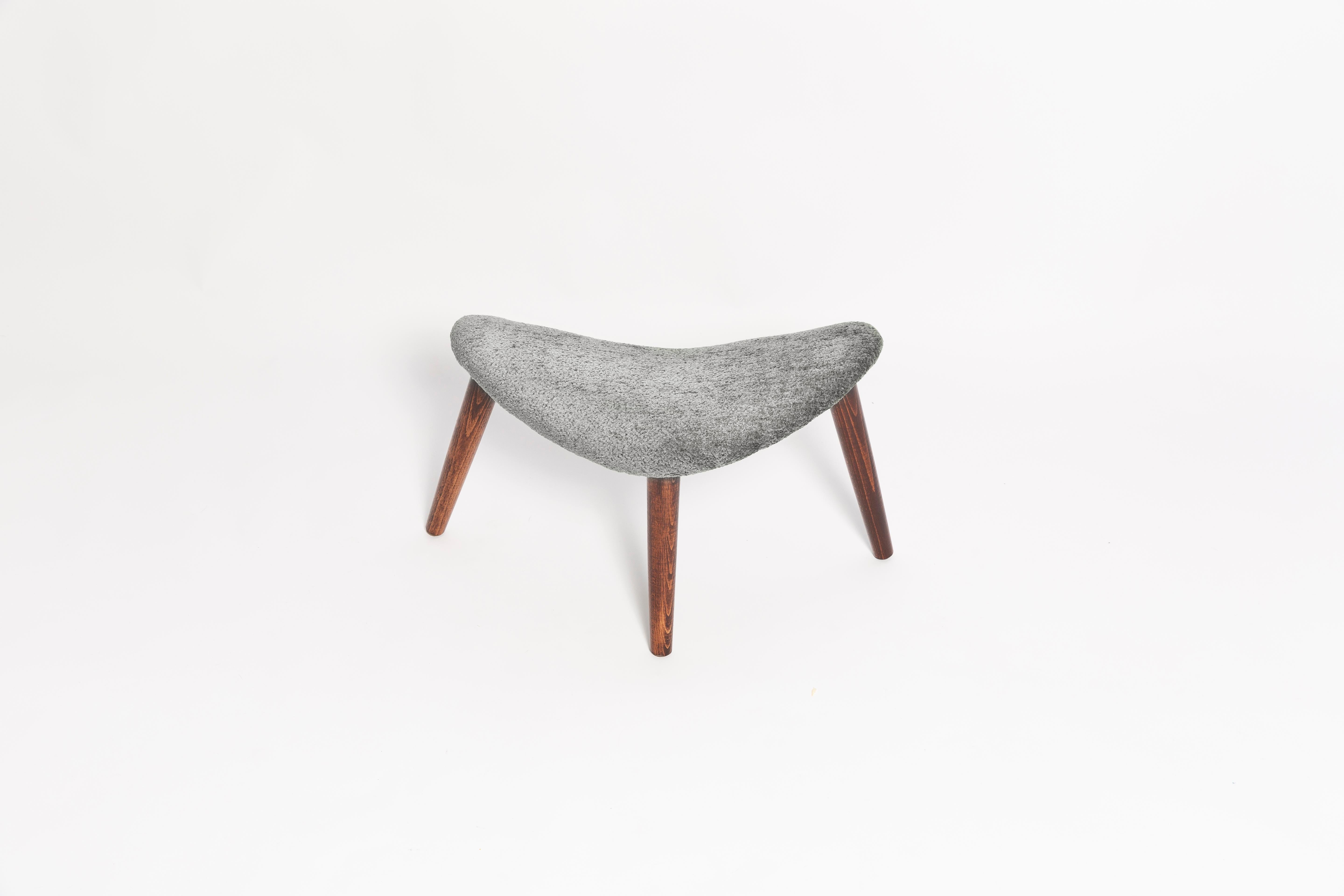 Mid Century Heart Chair and Stool, Gray Velvet, Dark Wood, Europe 1960s For Sale 5