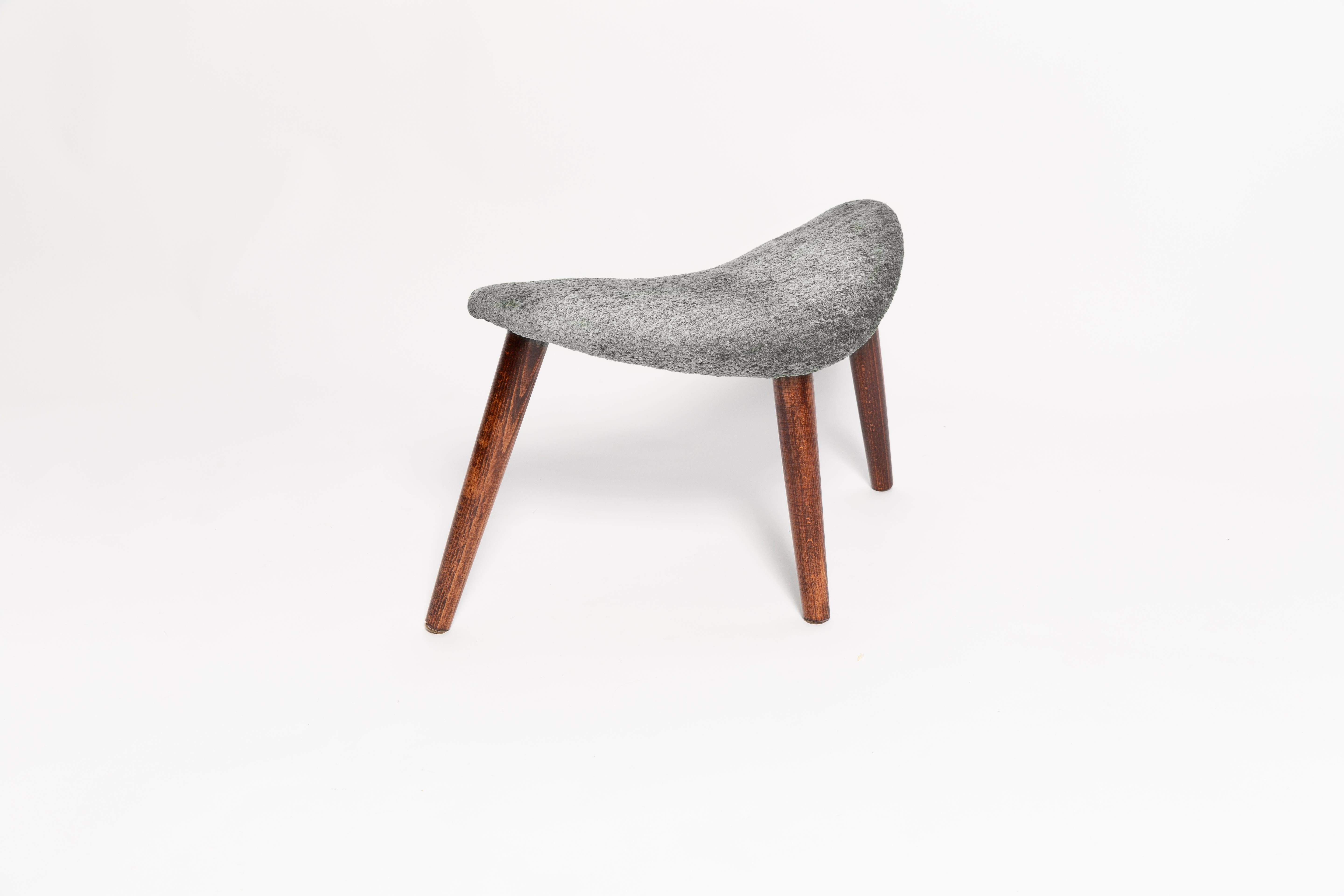 Mid Century Heart Chair and Stool, Gray Velvet, Dark Wood, Europe 1960s For Sale 6