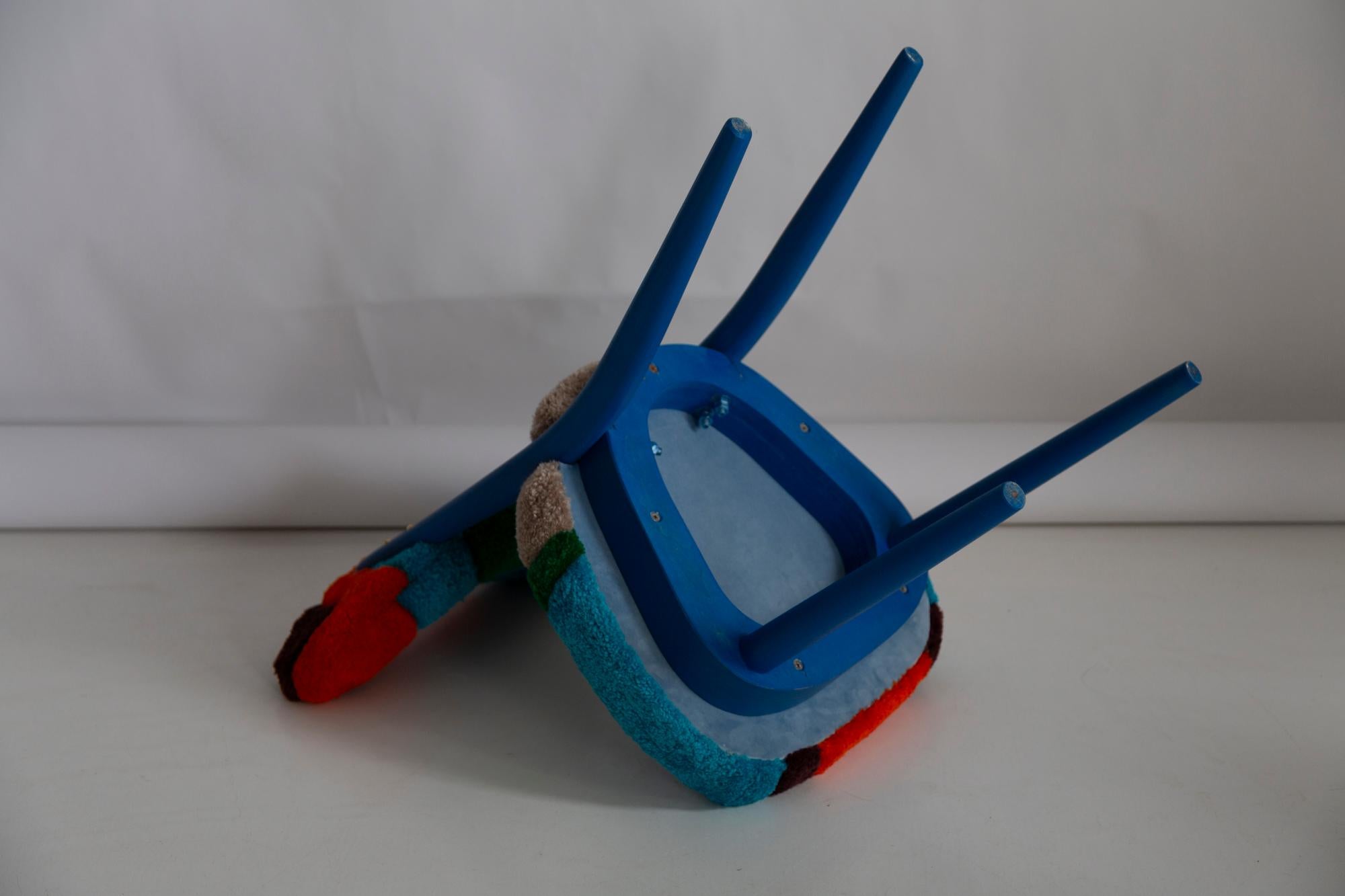 Sedia a cuore di metà secolo in lana blu con trapuntatura a mano, Europa, Polonia, anni '60 in vendita 4