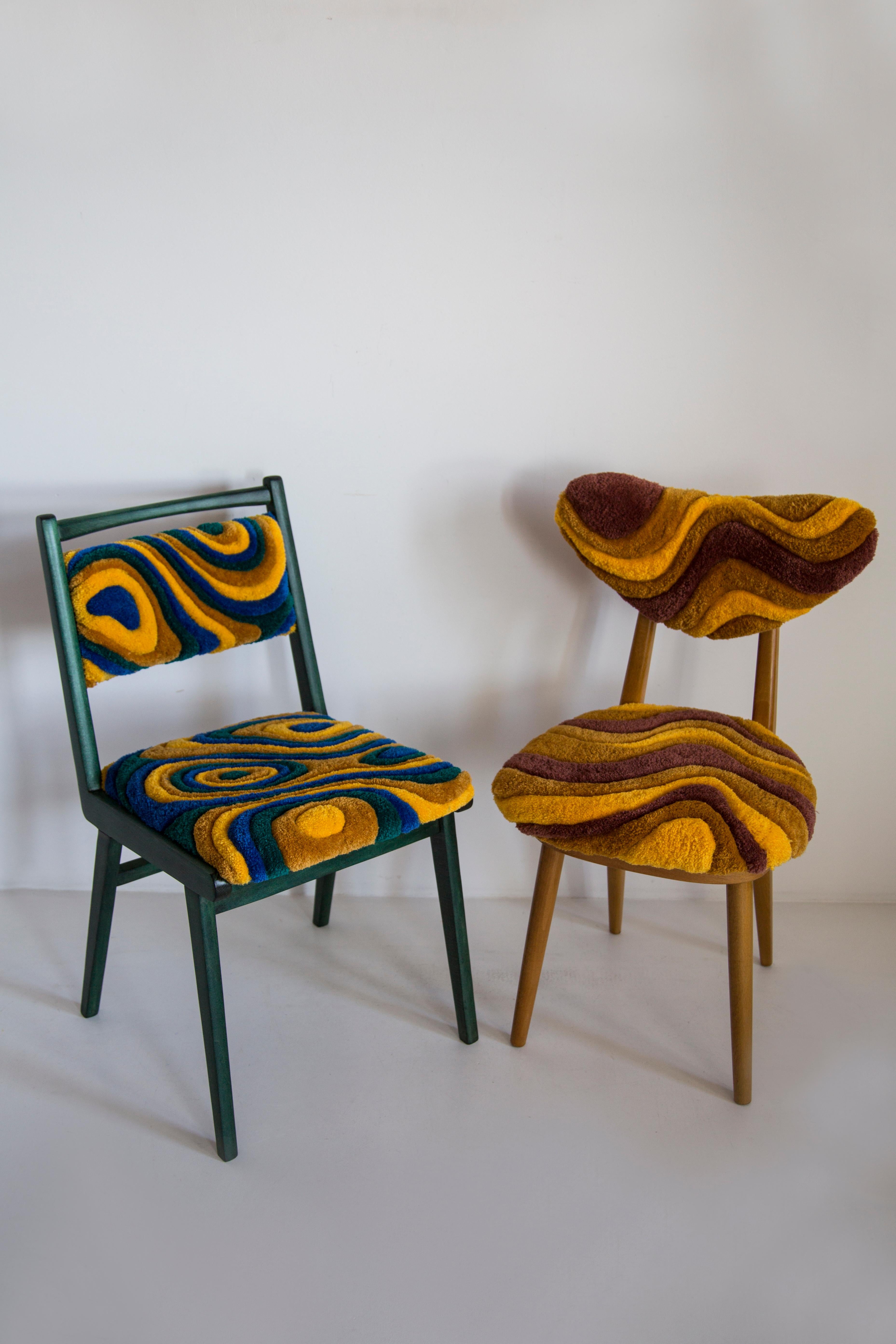 Mid Century Heart Chair in Hand Tufting Yellow Wool, Europe, Poland, 1960s In Excellent Condition For Sale In 05-080 Hornowek, PL