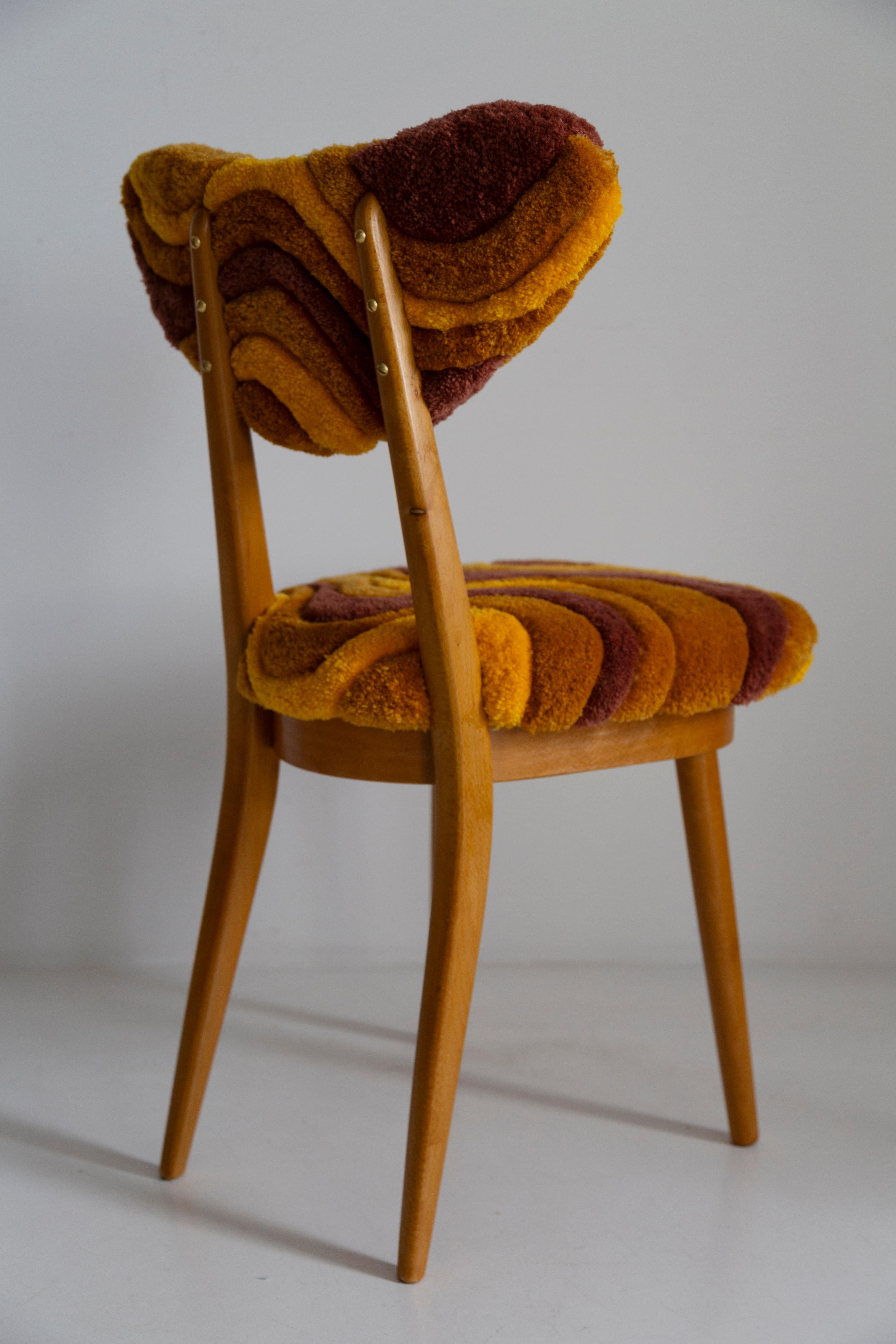Velvet Mid Century Heart Chair in Hand Tufting Yellow Wool, Europe, Poland, 1960s For Sale