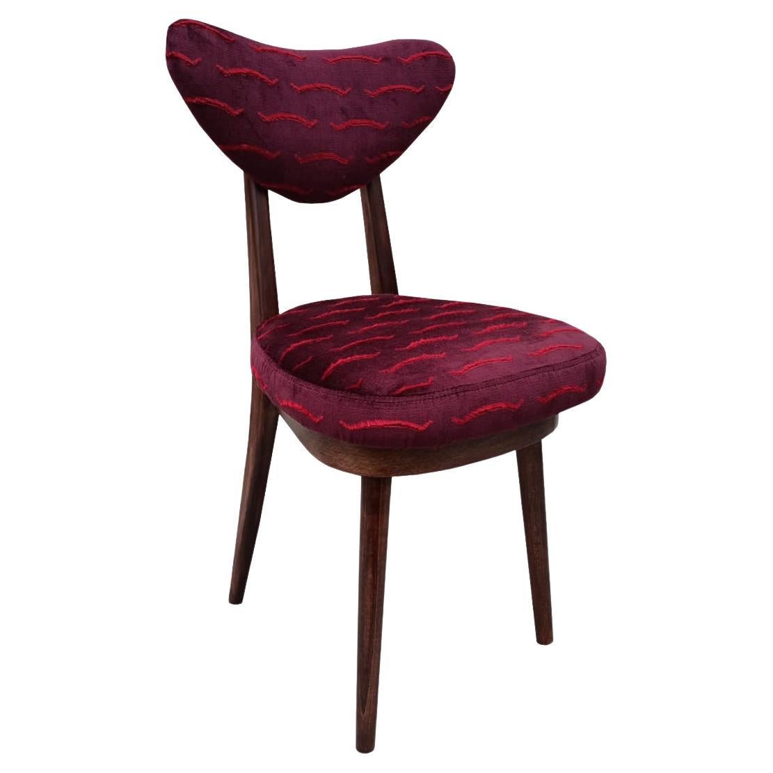 Mid Century Heart Chair in Nouvelles Vagues Burgundy Velvet, Europa, 1960er Jahre im Angebot