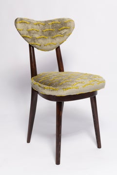 Sedia Cuore di metà secolo in velluto verde Nouvelles Vagues, Europa, anni '60