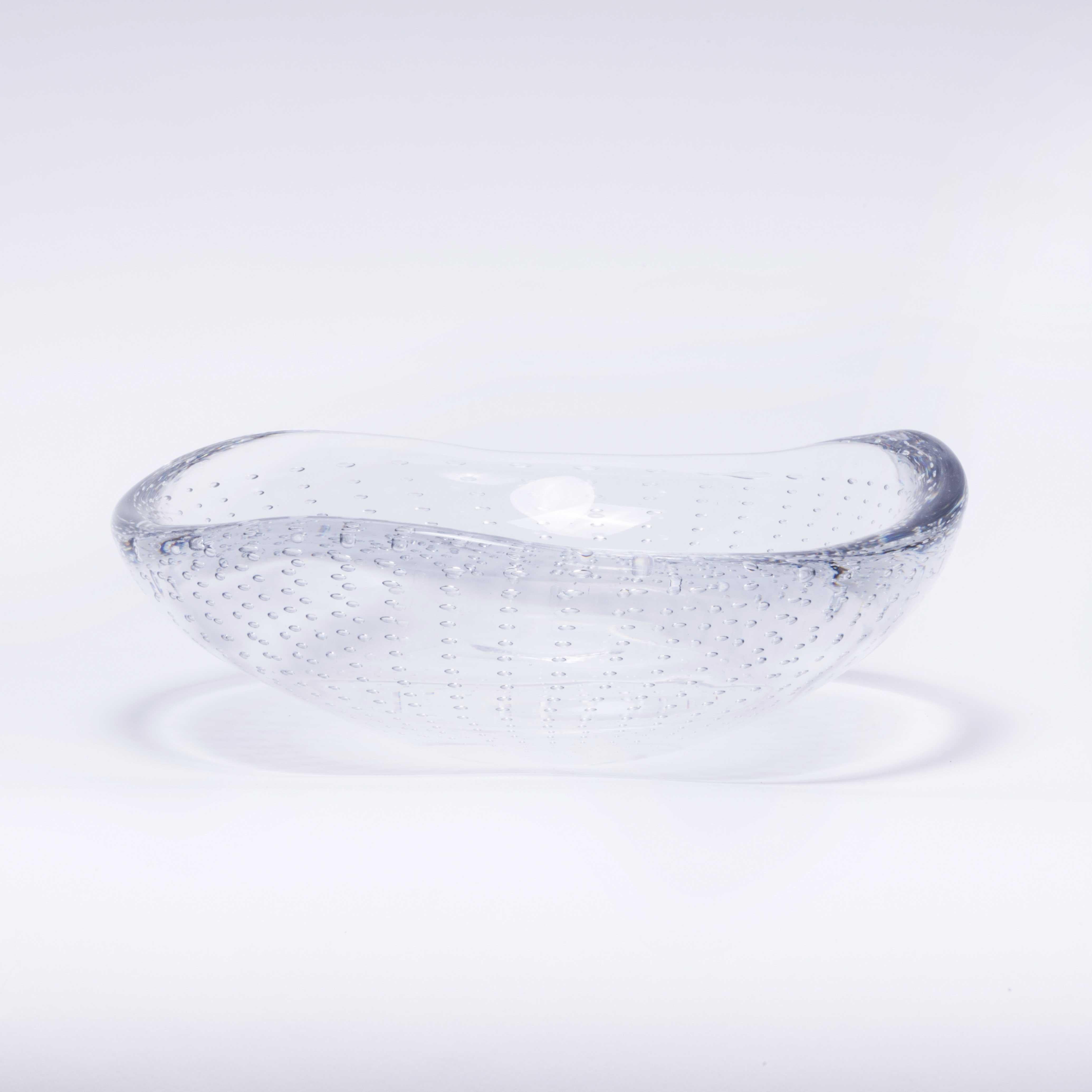 20ième siècle Petit plat à bulles en verre lourd du milieu du siècle en vente