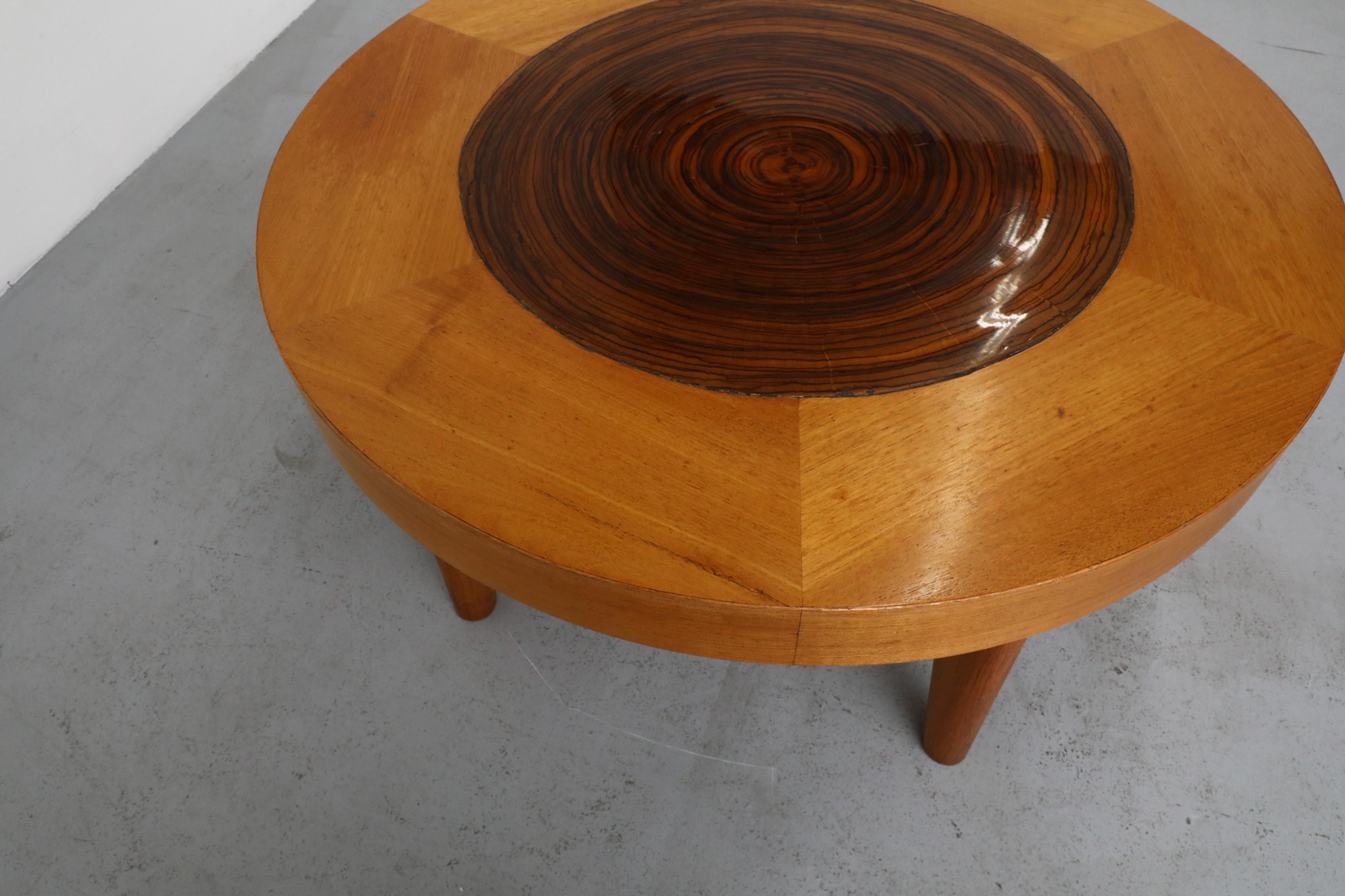 Mid-Century Heavy Round Tree Trunk Slice Salon Table with Tapered Compass Legs For Sale 1