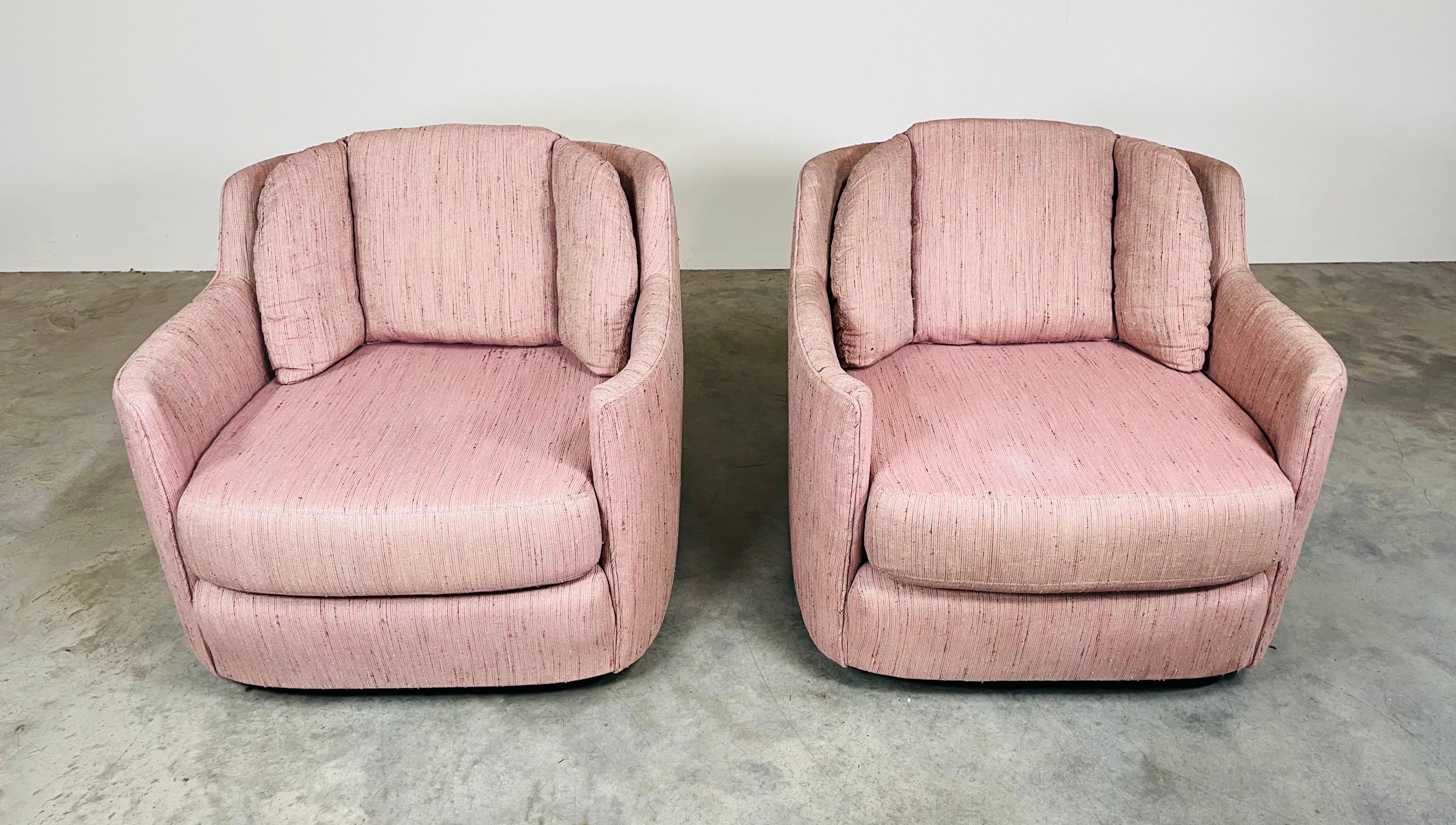 Mid-Century Modern Henredon Folio 500 Mid-Century Club & Casters Lounge Chairs - Pair
