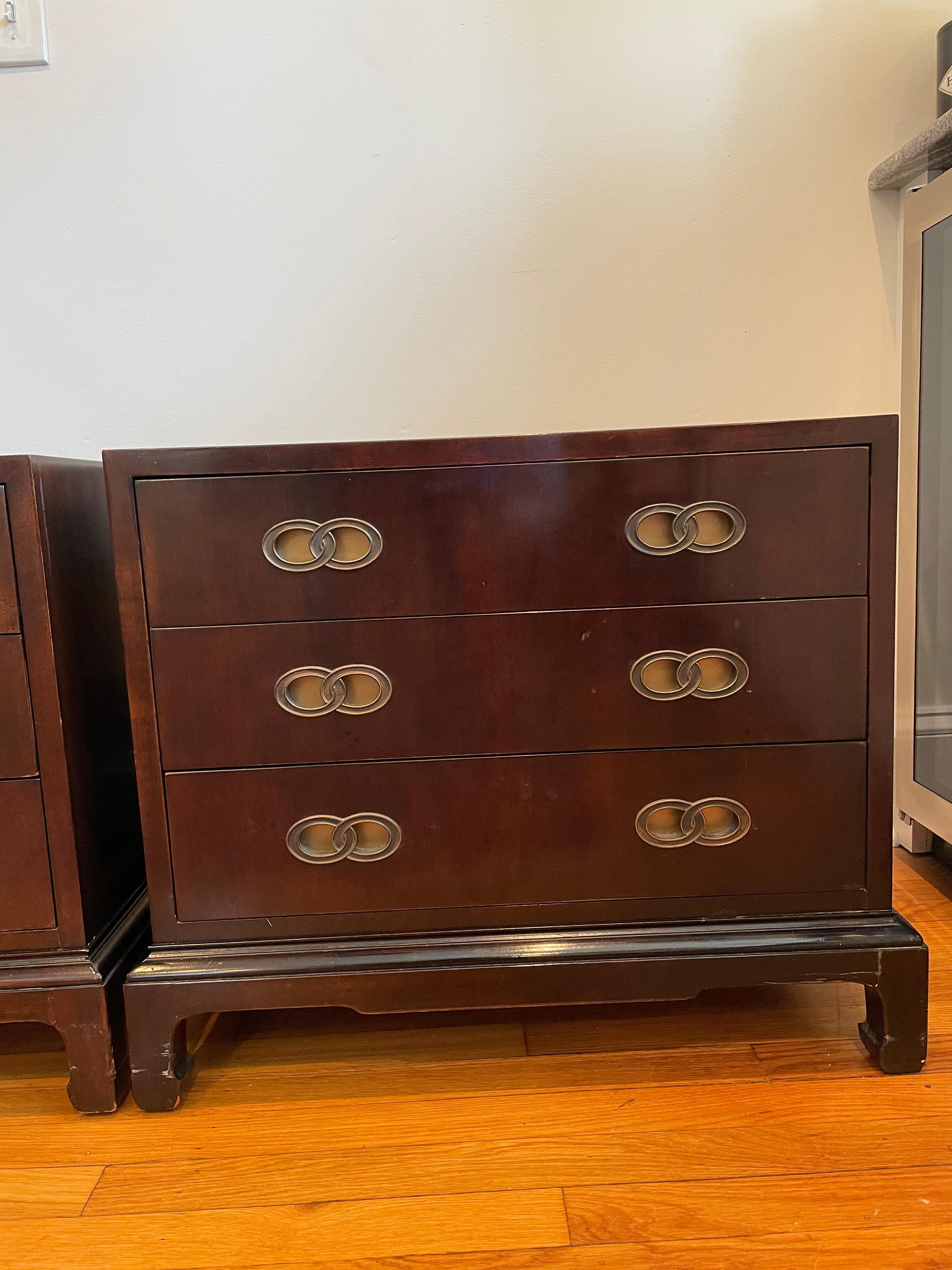 Late 20th Century Mid Century Henredon Ming Nightstands Michael Taylor For Sale