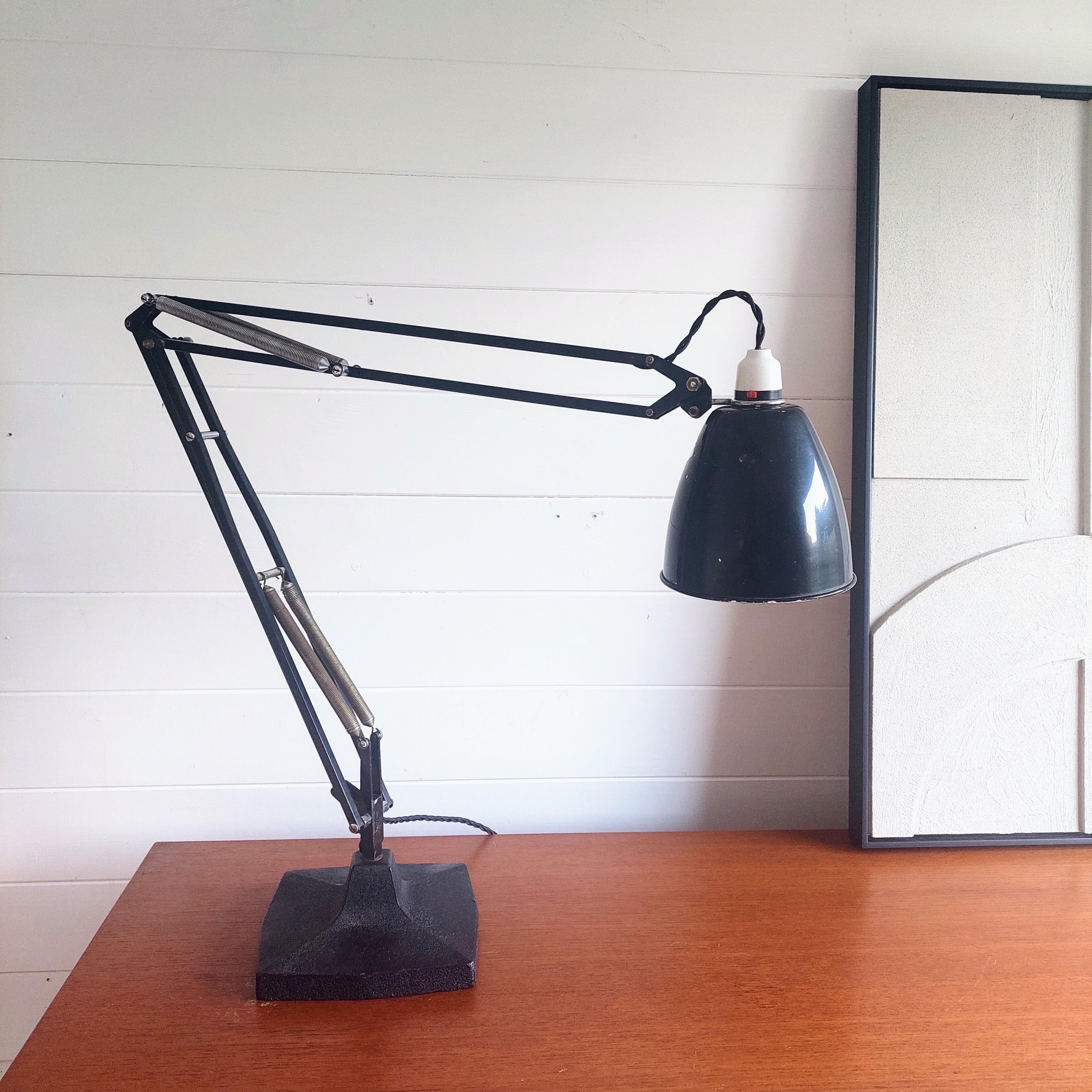 Mid Century Herbert Terry & Sons  Anglepoise 1209 Table Lamp Desk Lamp , 40s For Sale 2