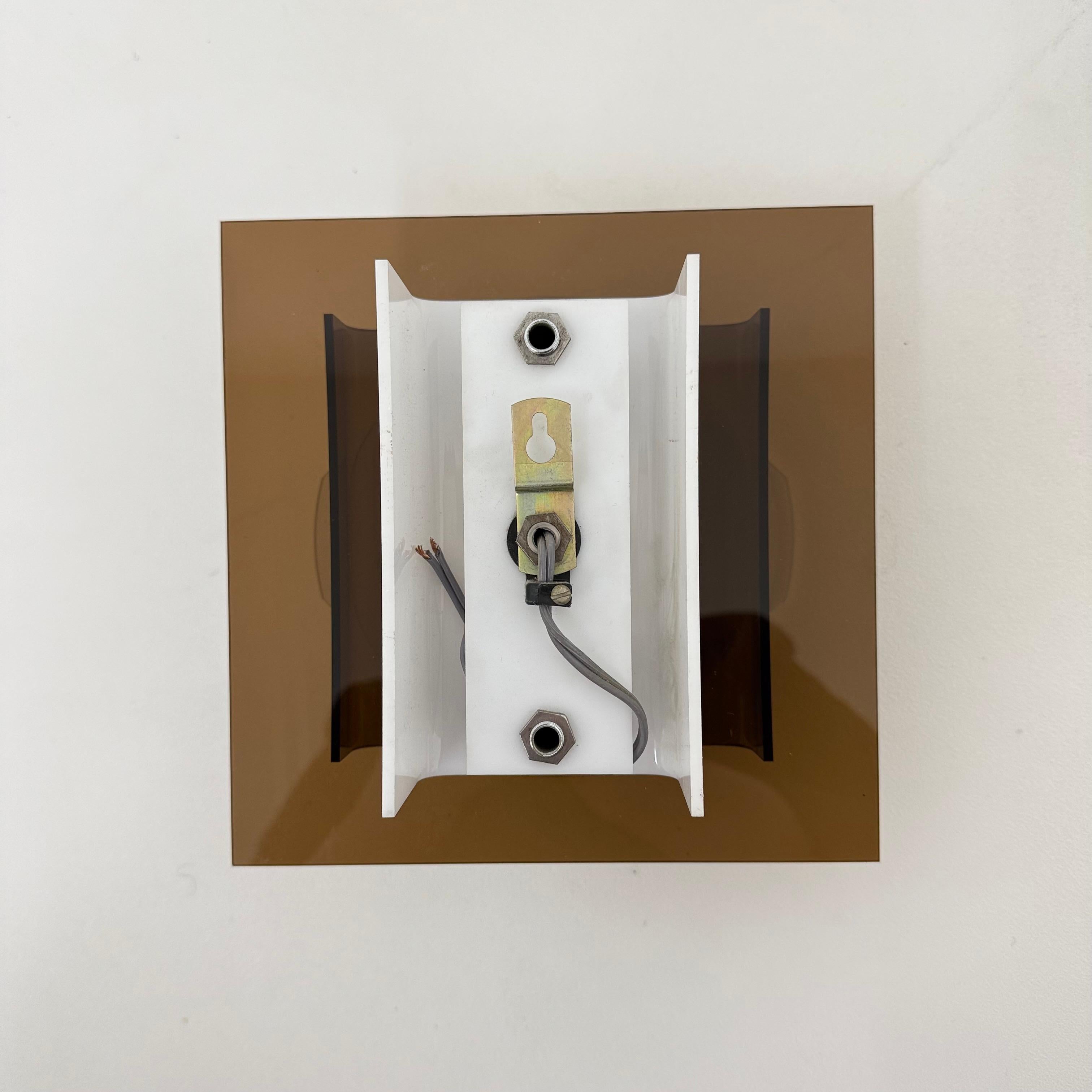 Mid century Herda Plexiglas wall lamp sconce , 1970s 6