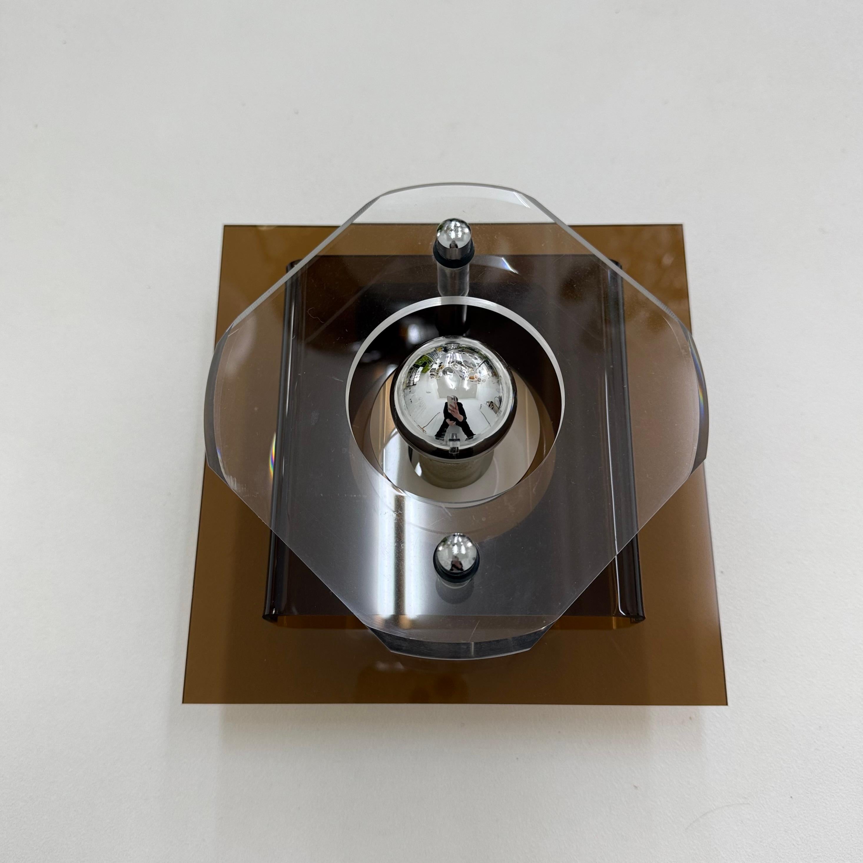 Mid century Herda Plexiglas wall lamp sconce , 1970s 10