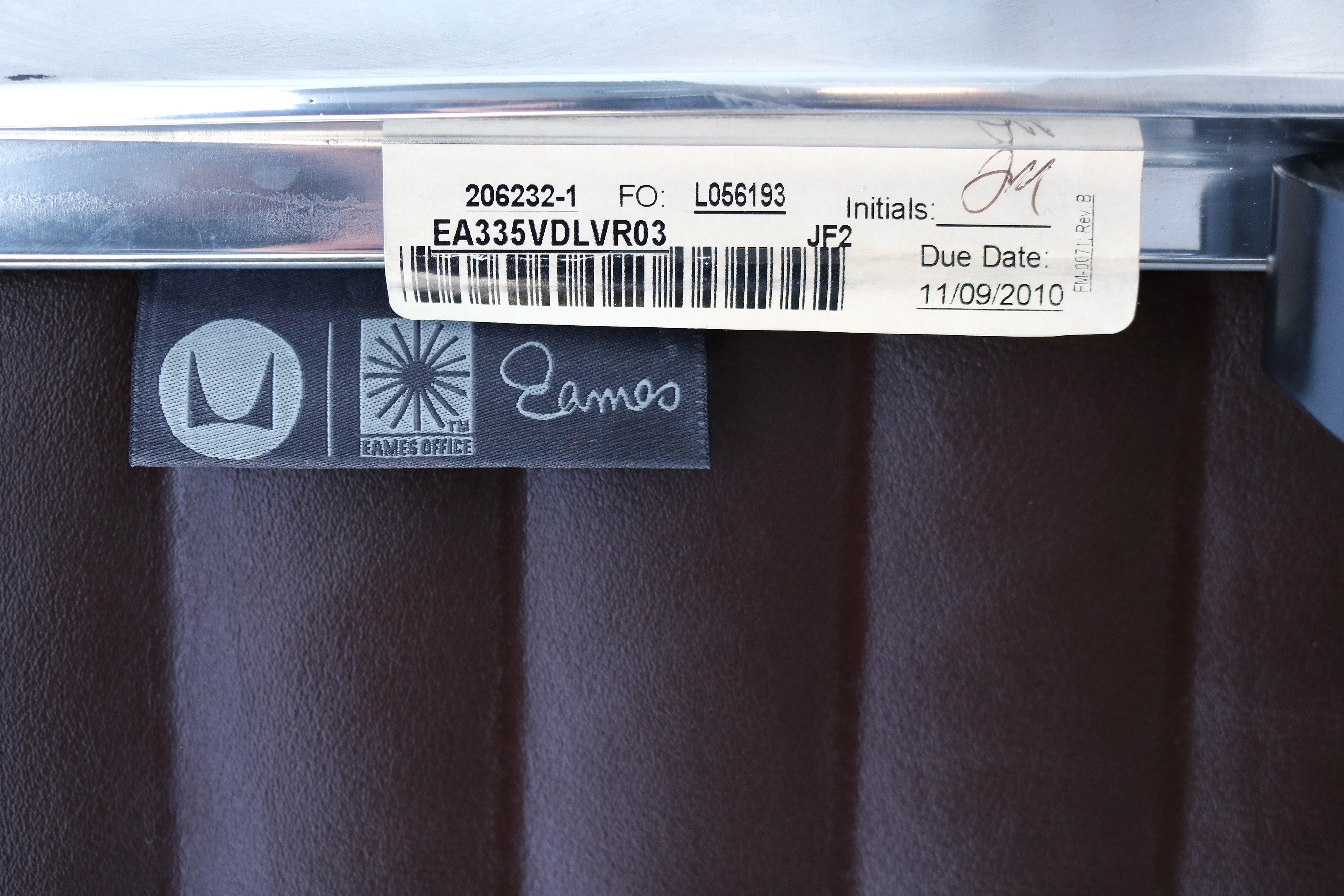 Sedia Herman Miller in alluminio per la gestione del gruppo di metà secolo, in pelle espansa in vendita 12