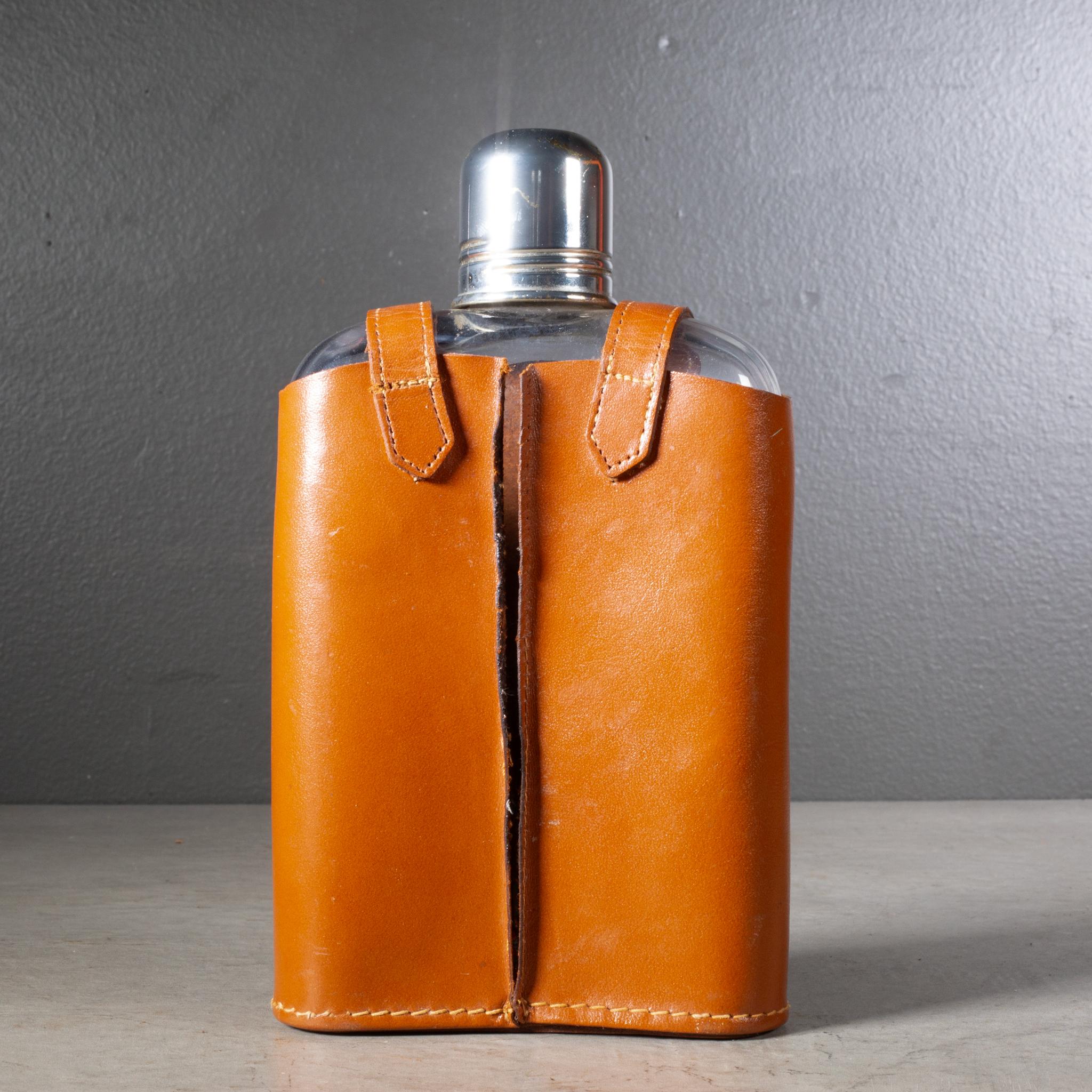 Mid-century Herz Germany Glass Flask with Leather Case c.1960 For Sale 3