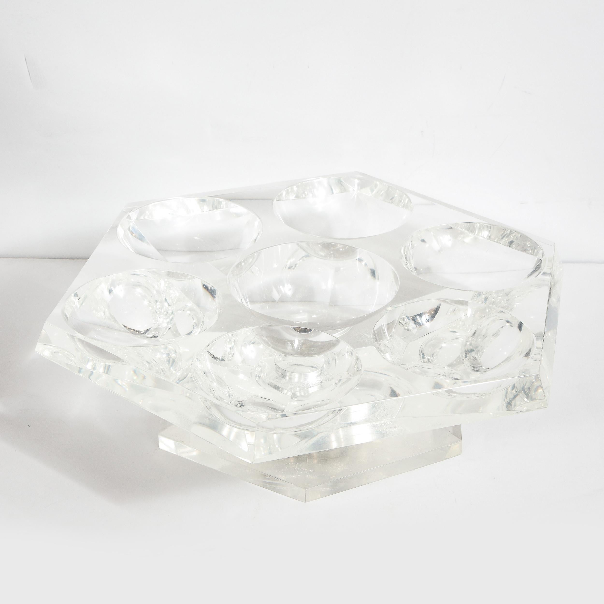 Midcentury Hexagonal Lucite Rotating Tray with Concave Serving Indentations In Excellent Condition In New York, NY