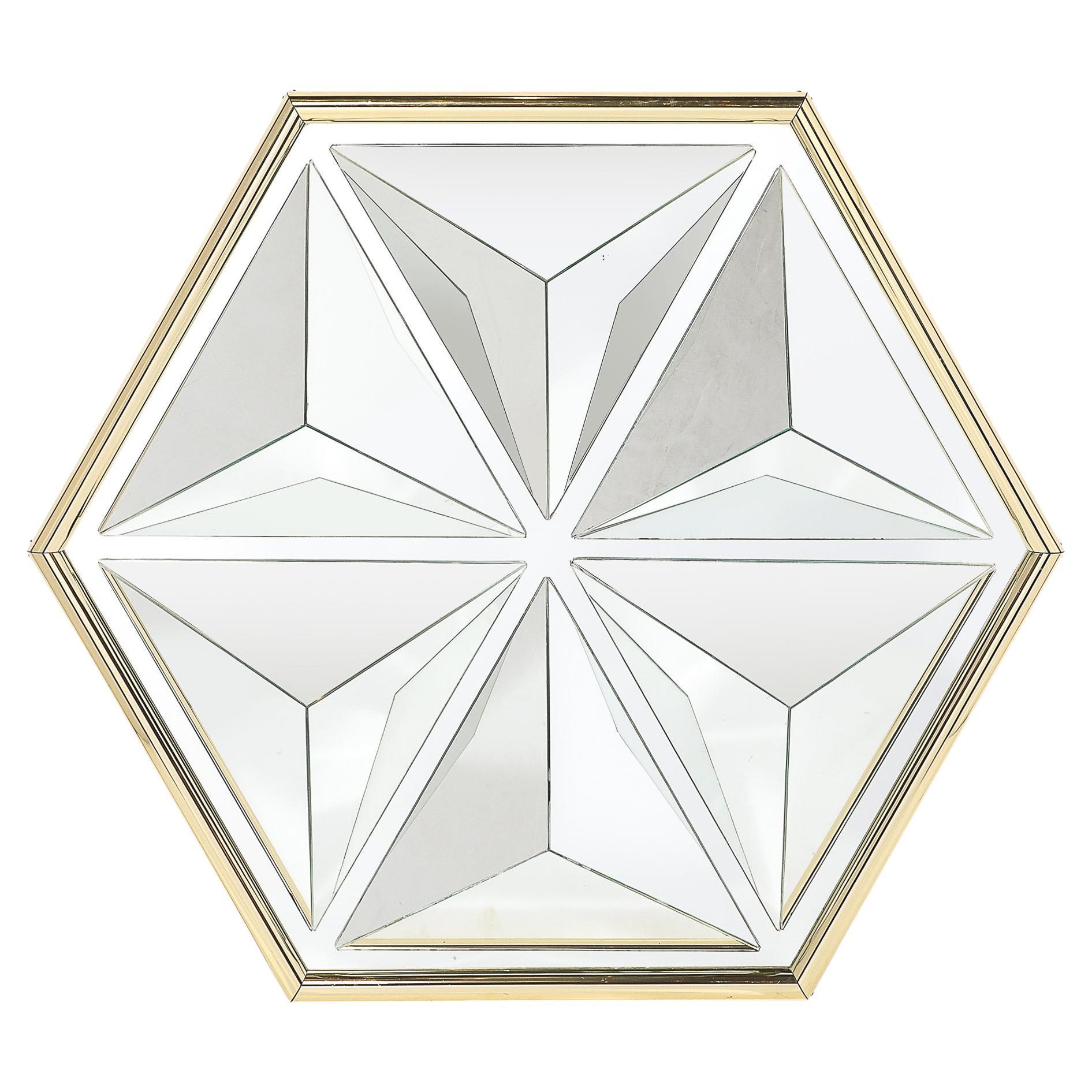 Miroir kaléidoscopique à segments hexagonaux du milieu du siècle avec cadre en laiton arrondi en vente