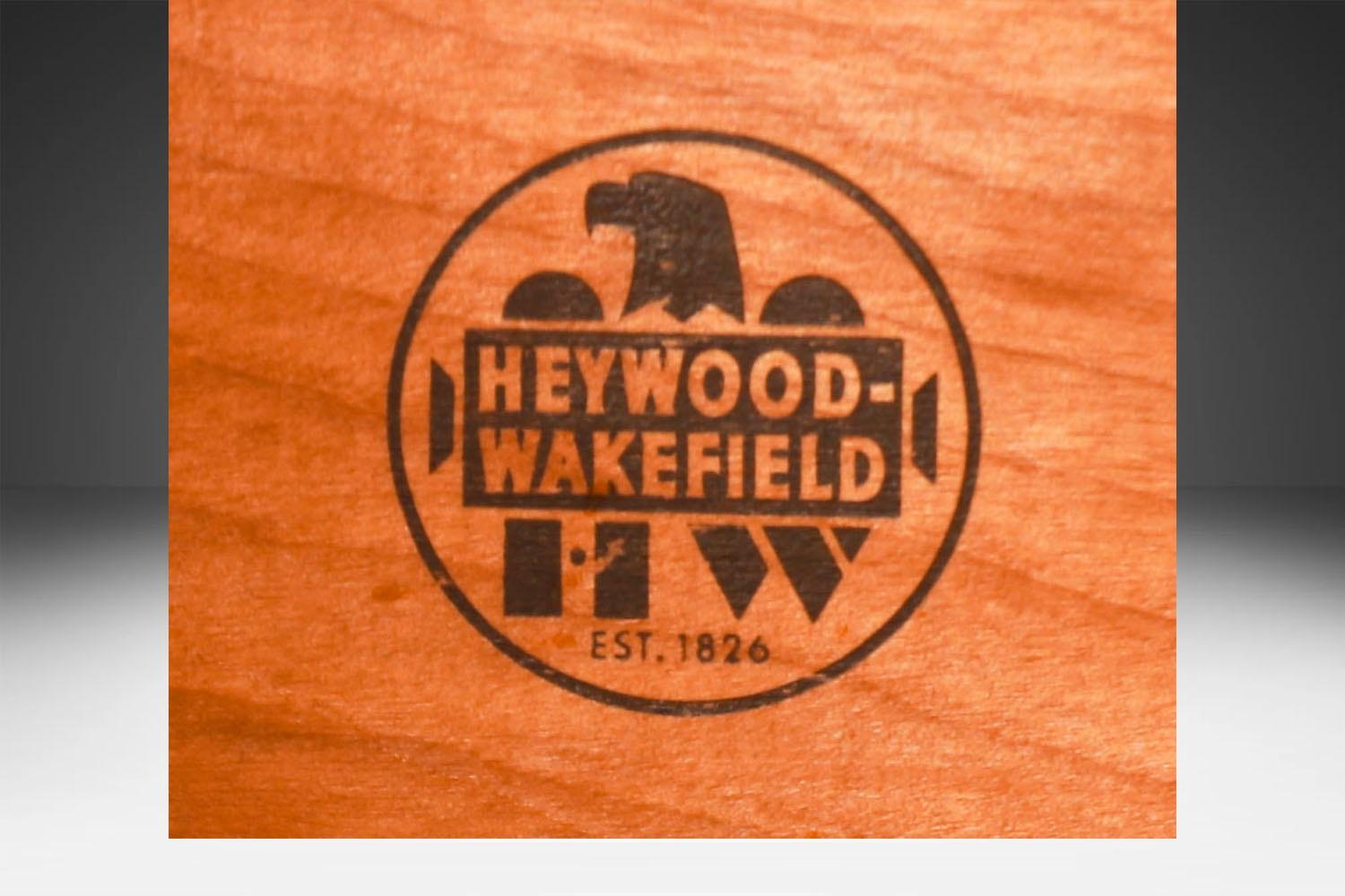 Cómoda Highboy Mid Century Heywood Wakefield en venta 2