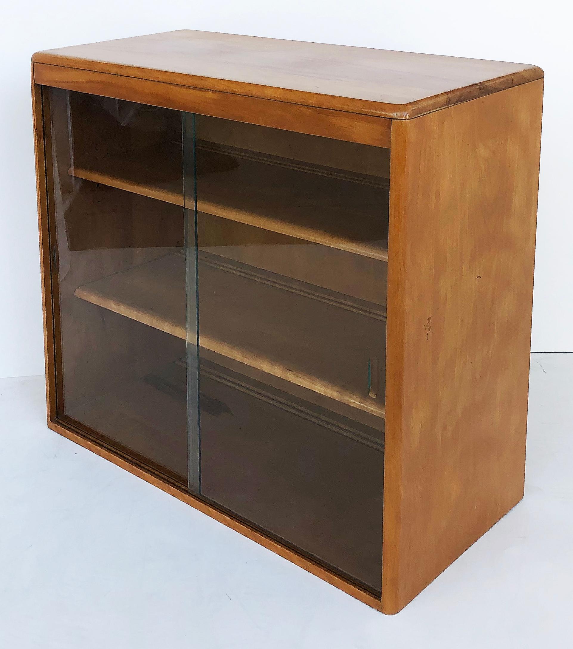Glass Mid-Century Heywood-Wakefield Hutch on Credenza, 1950s For Sale