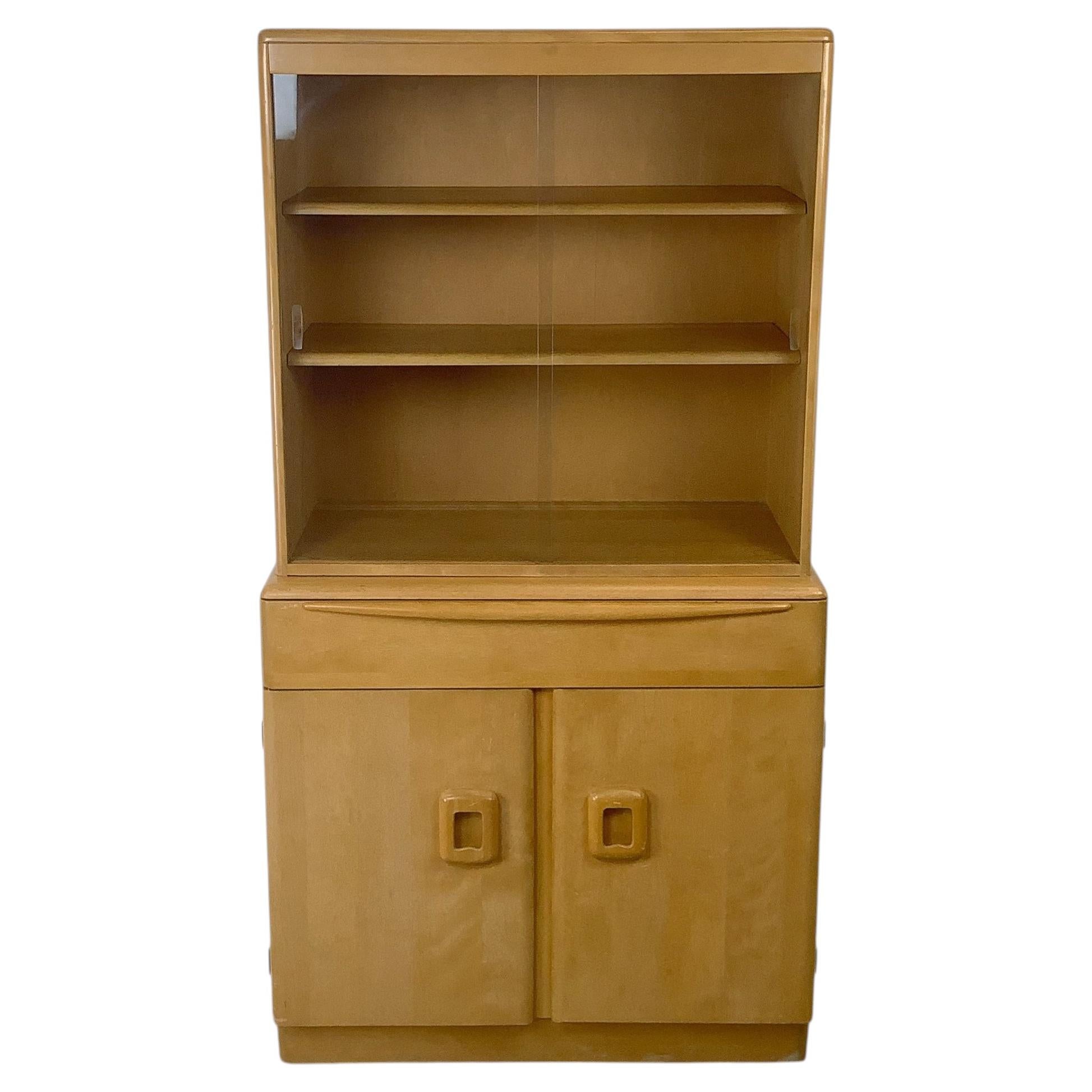Mid-Century Heywood-Wakefield M 175 Display Cabinet in Wheat