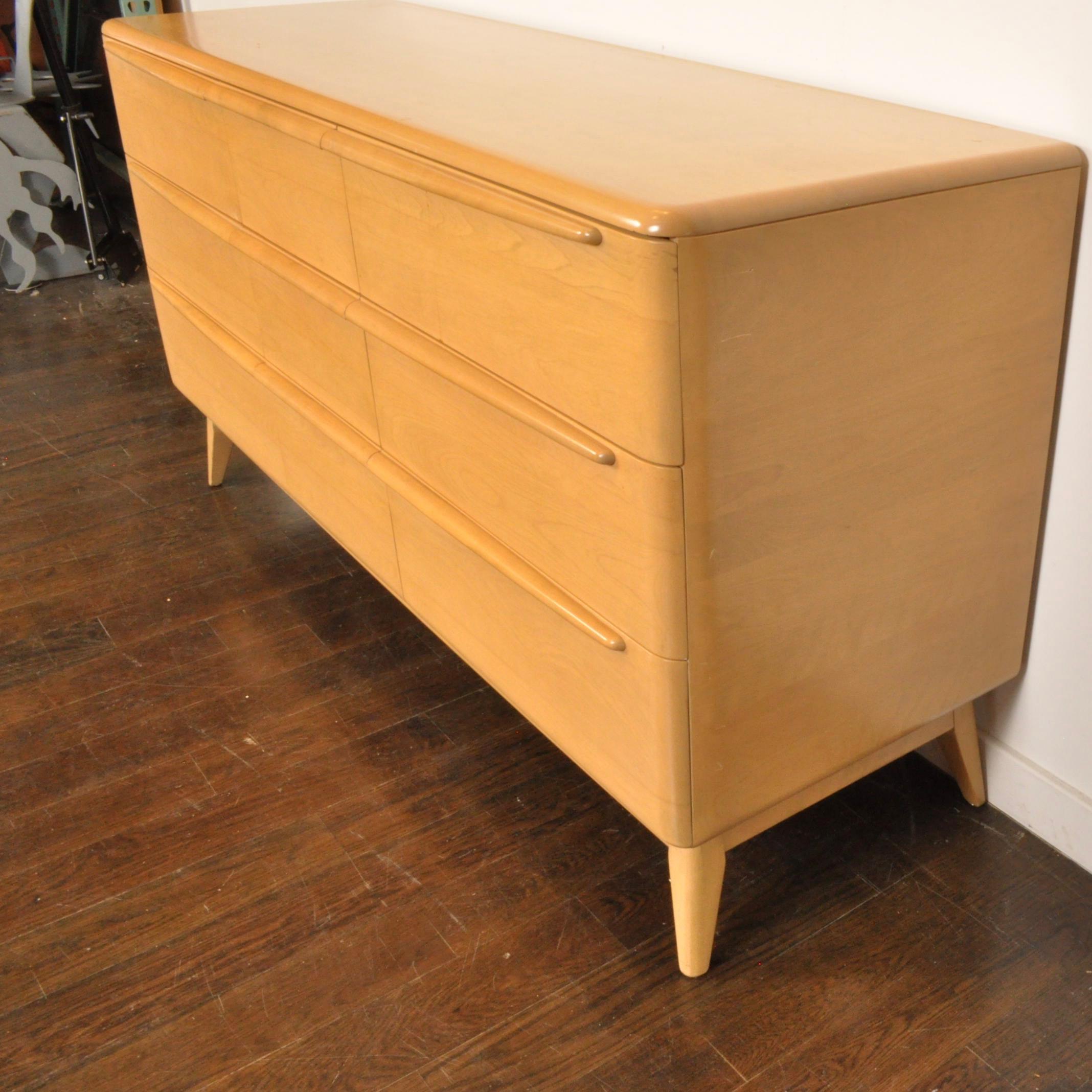 Mid Century Heywood Wakefield Double Dresser In Good Condition In New London, CT