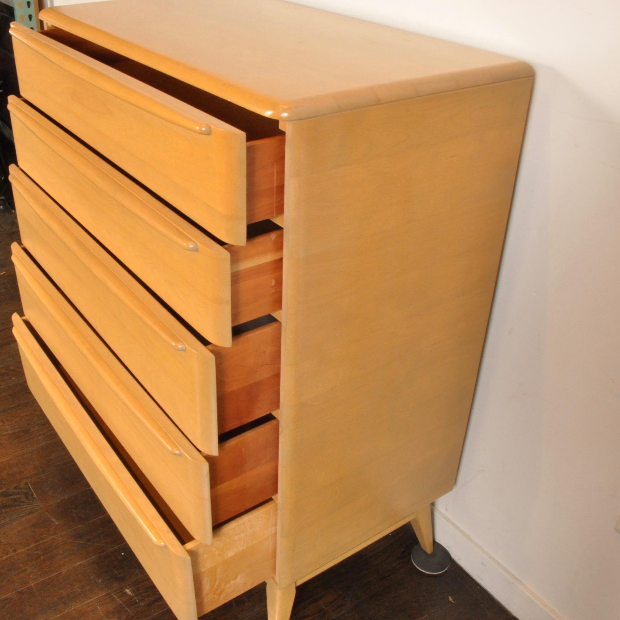 Midcentury Heywood Wakefield Tall Dresser In Good Condition In New London, CT
