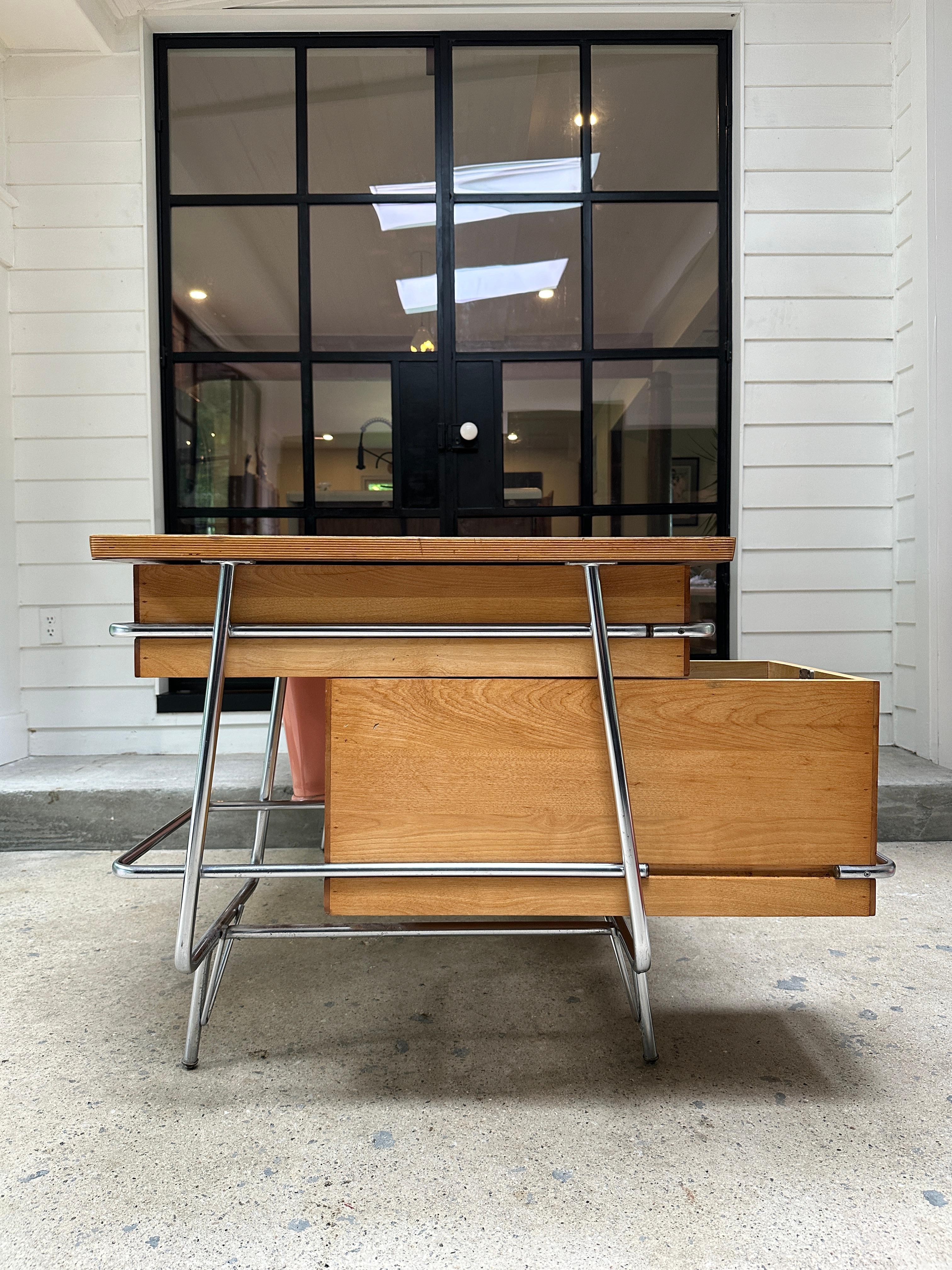 Mid Century Heywood Wakefield Trimiline desk by Kem Weber design 3